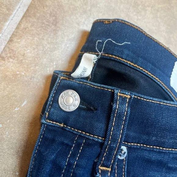 27 Rag &amp; Bone dark wash skinny pants