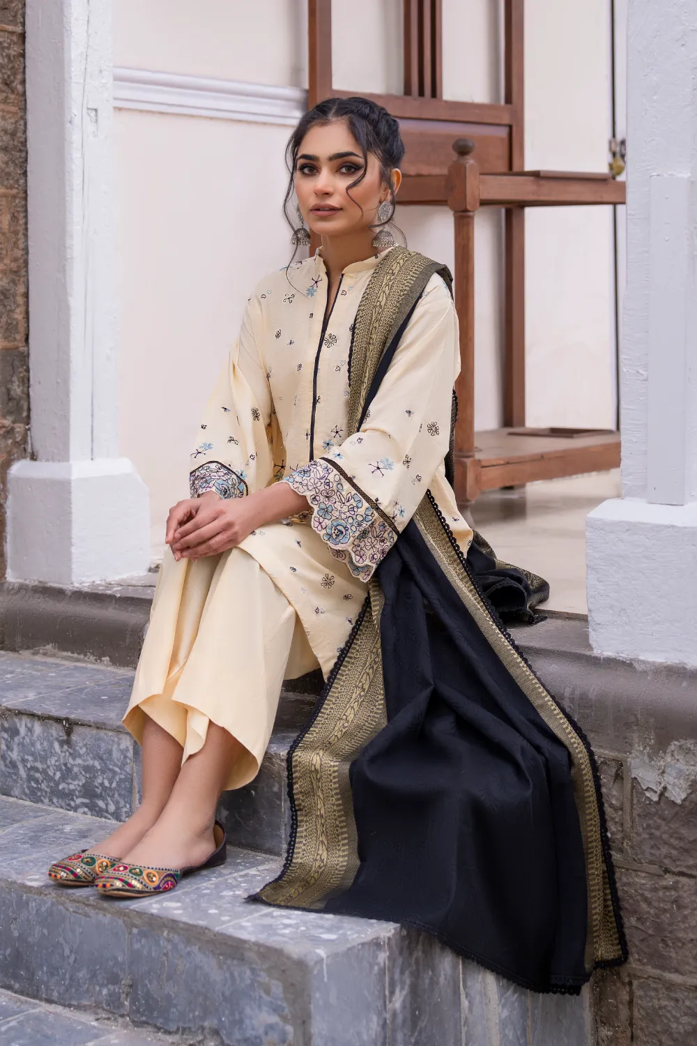 3PC Stitched | Emboridered Lawn Suit