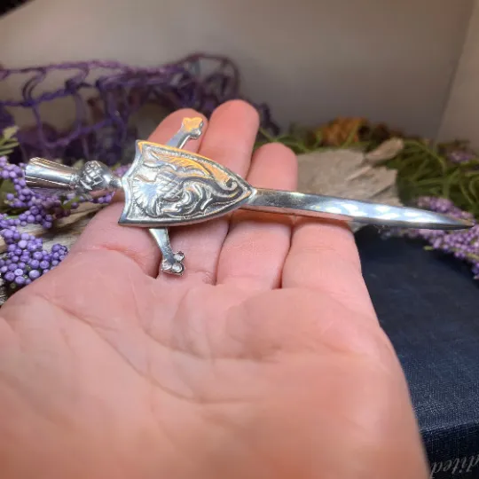 Alban Thistle Shield Kilt Pin