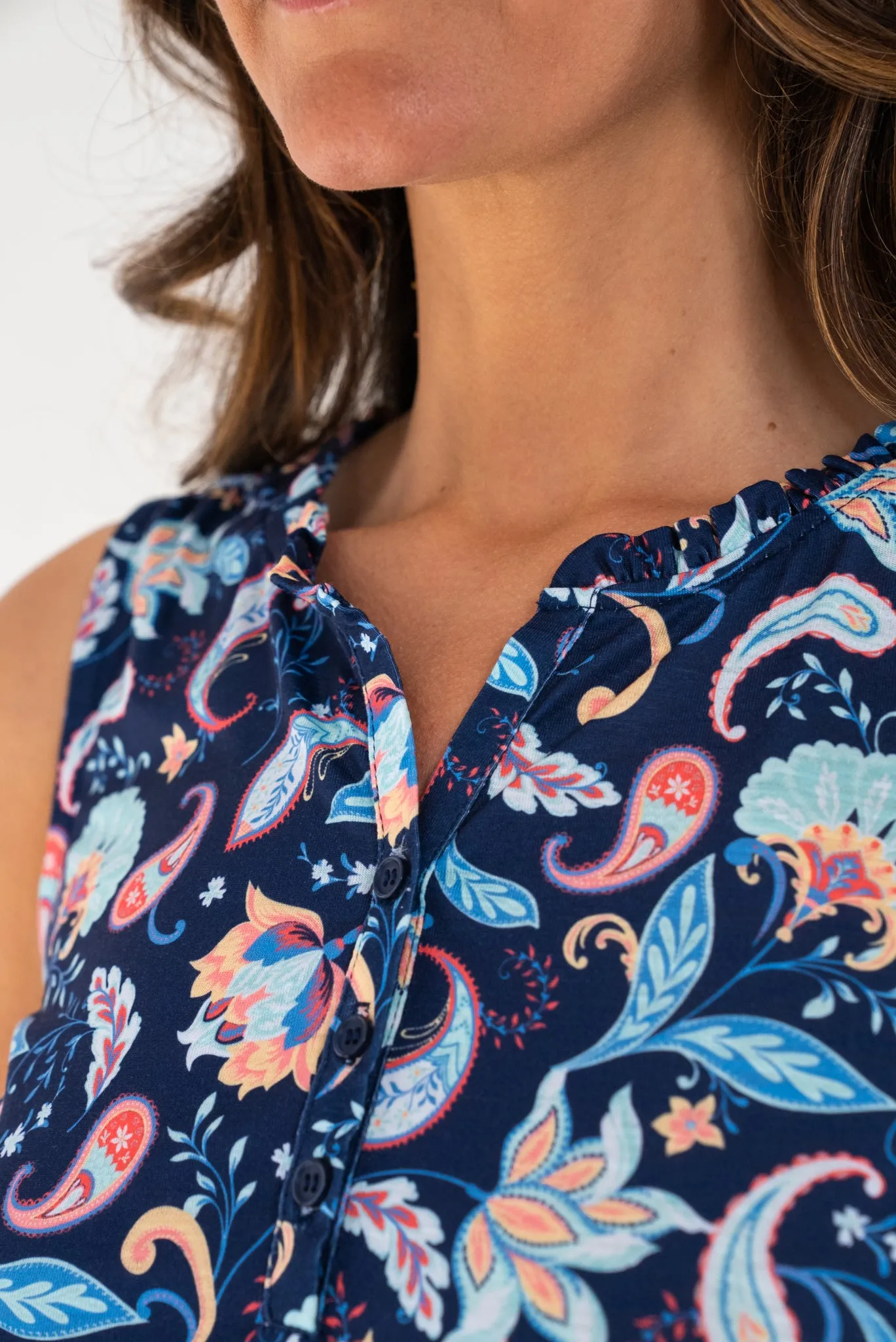 Alice Sleeveless Henley