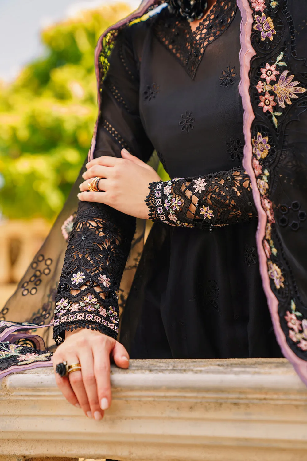 BAROQUE | BAROQUE – SWISS LAWN COLLECTION 24 | SL12-D06