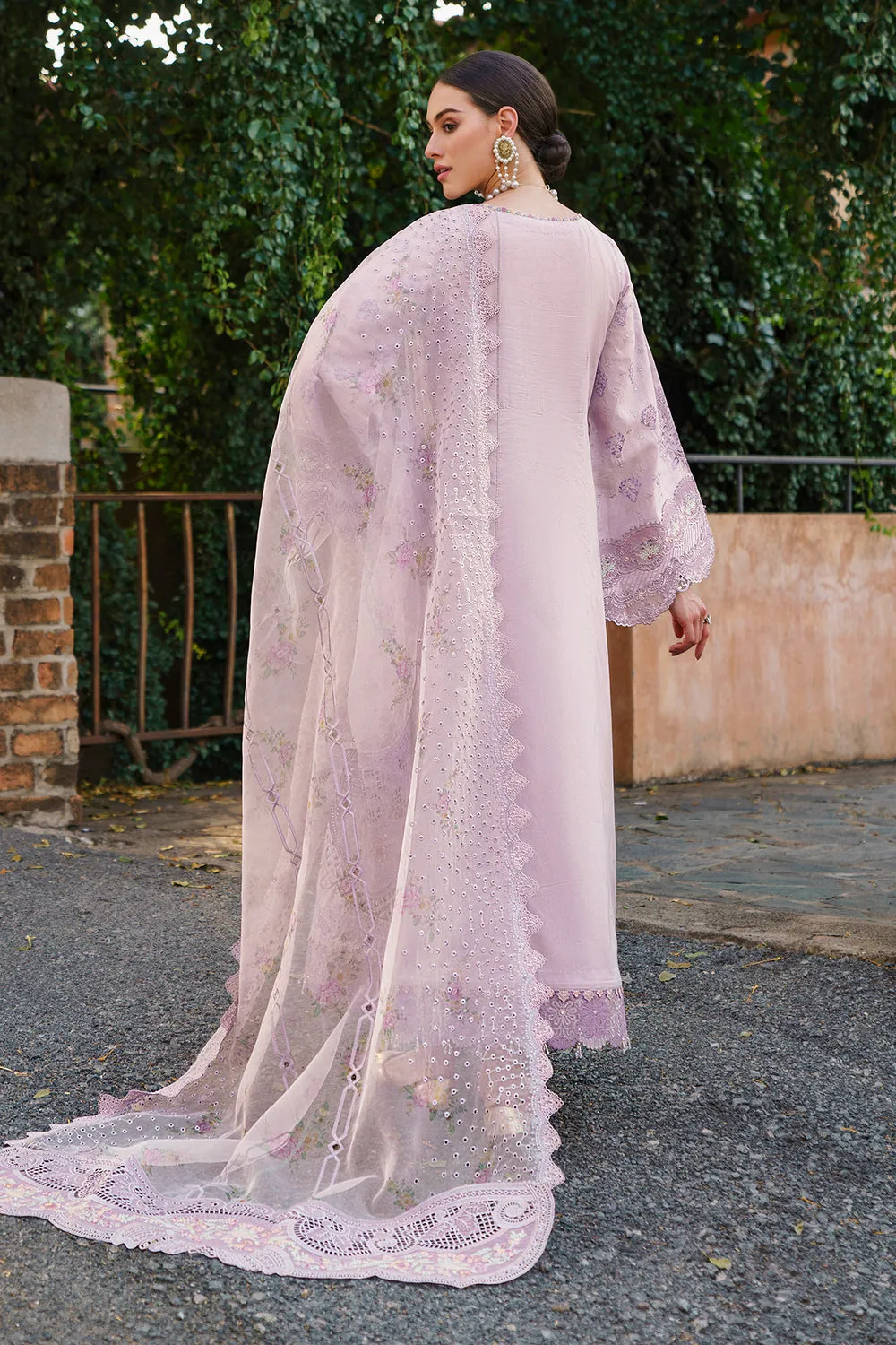 BAROQUE | BAROQUE – SWISS LAWN COLLECTION 24 | SL12-D09