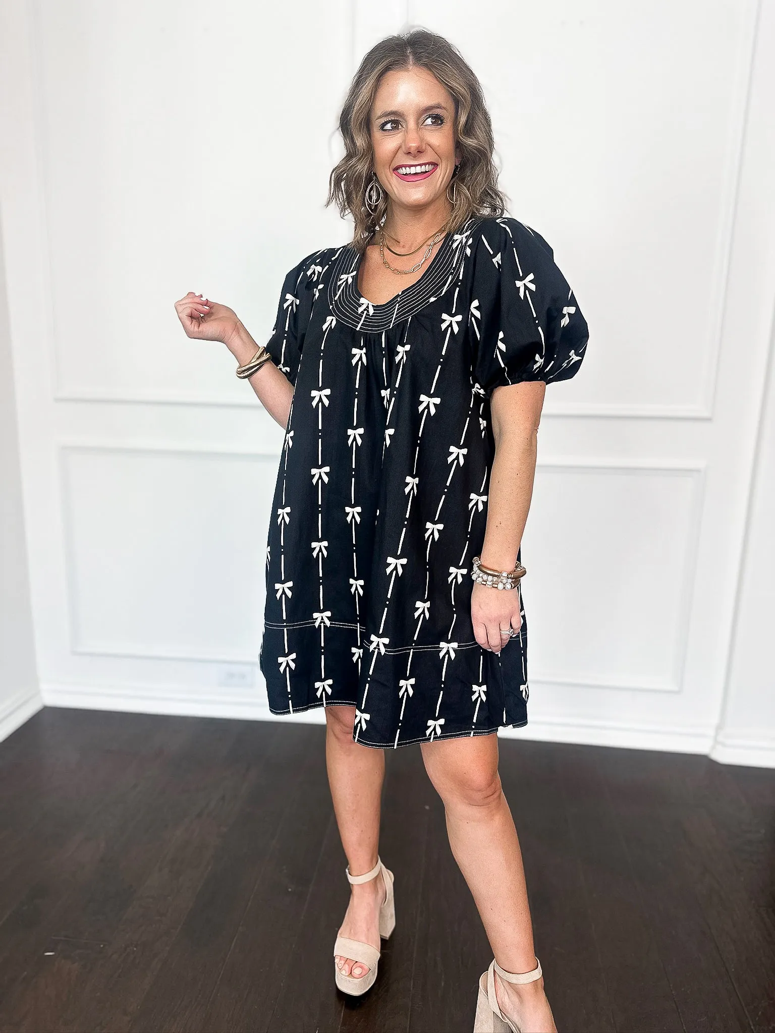 Bigger the Bow Scoop Neck Dress