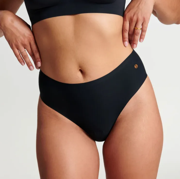 Black High-Waisted Seamless Thong