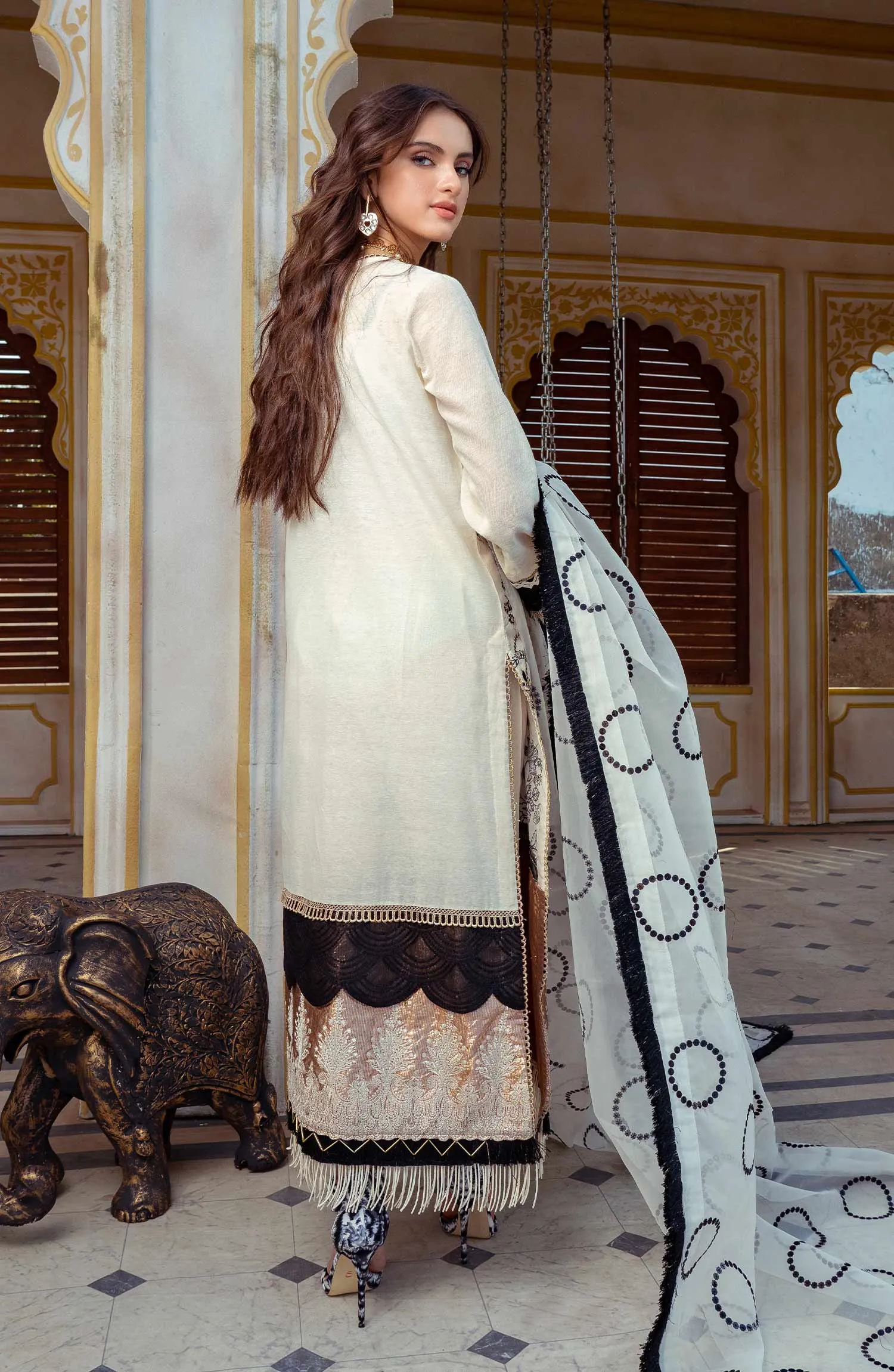 Black Rose - (MLRD - 066) |  Maryum N Maria Luxury Pret Eid Edit 2022 | Stitched Ready to Wear Suits