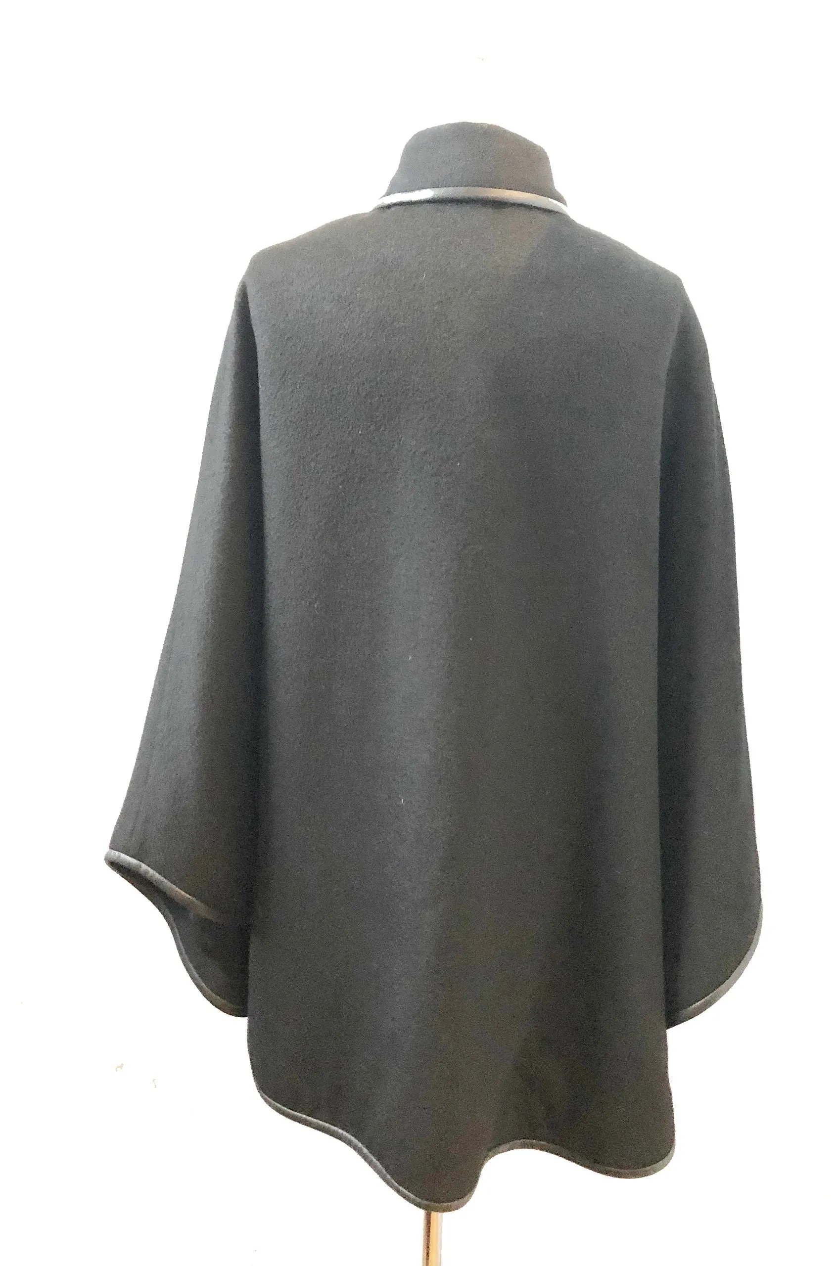 Cashmere Leather Trim Cape Size M