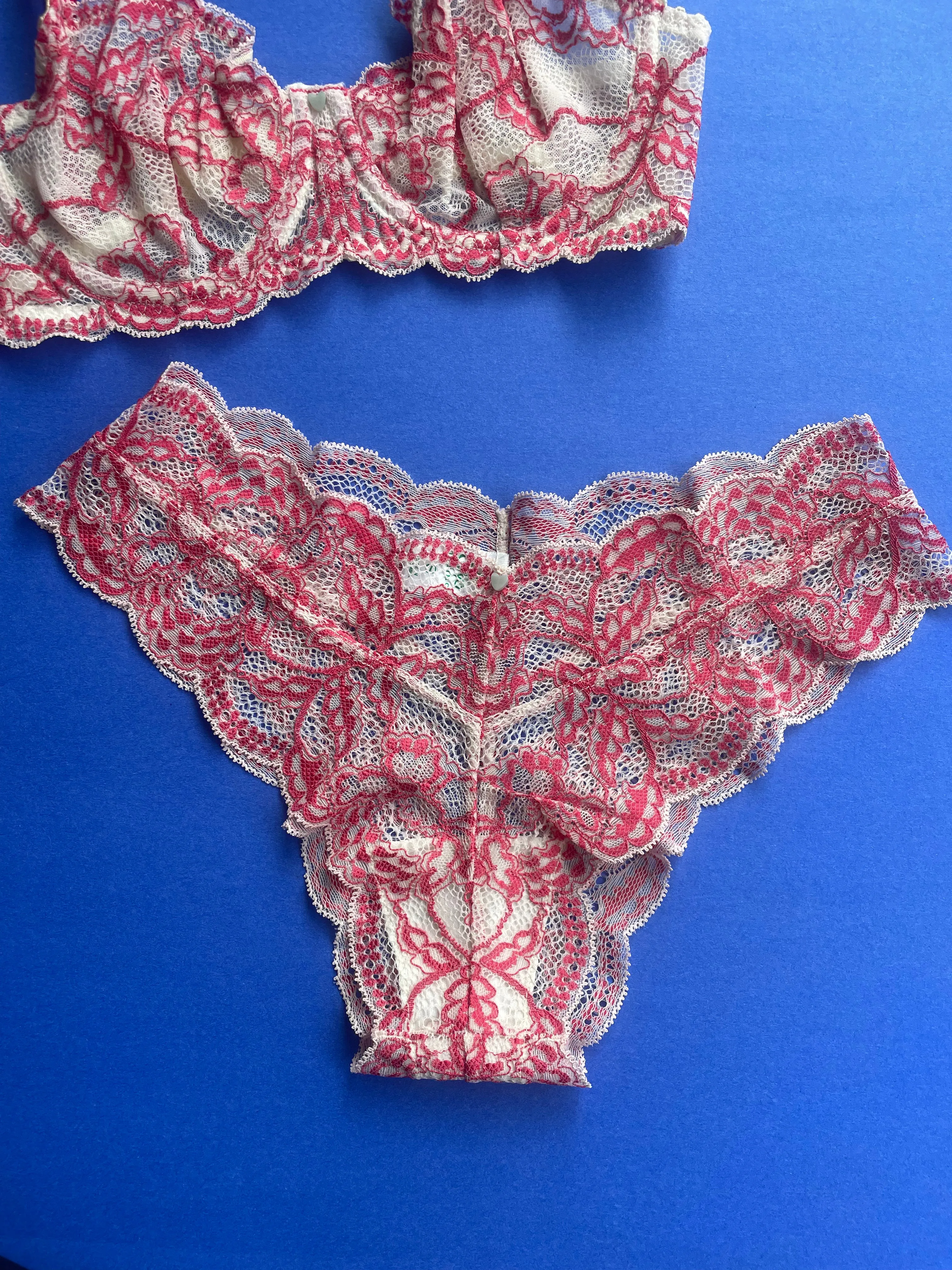Clo: Fortuna Lace Cheeky Boyshort - Azalea