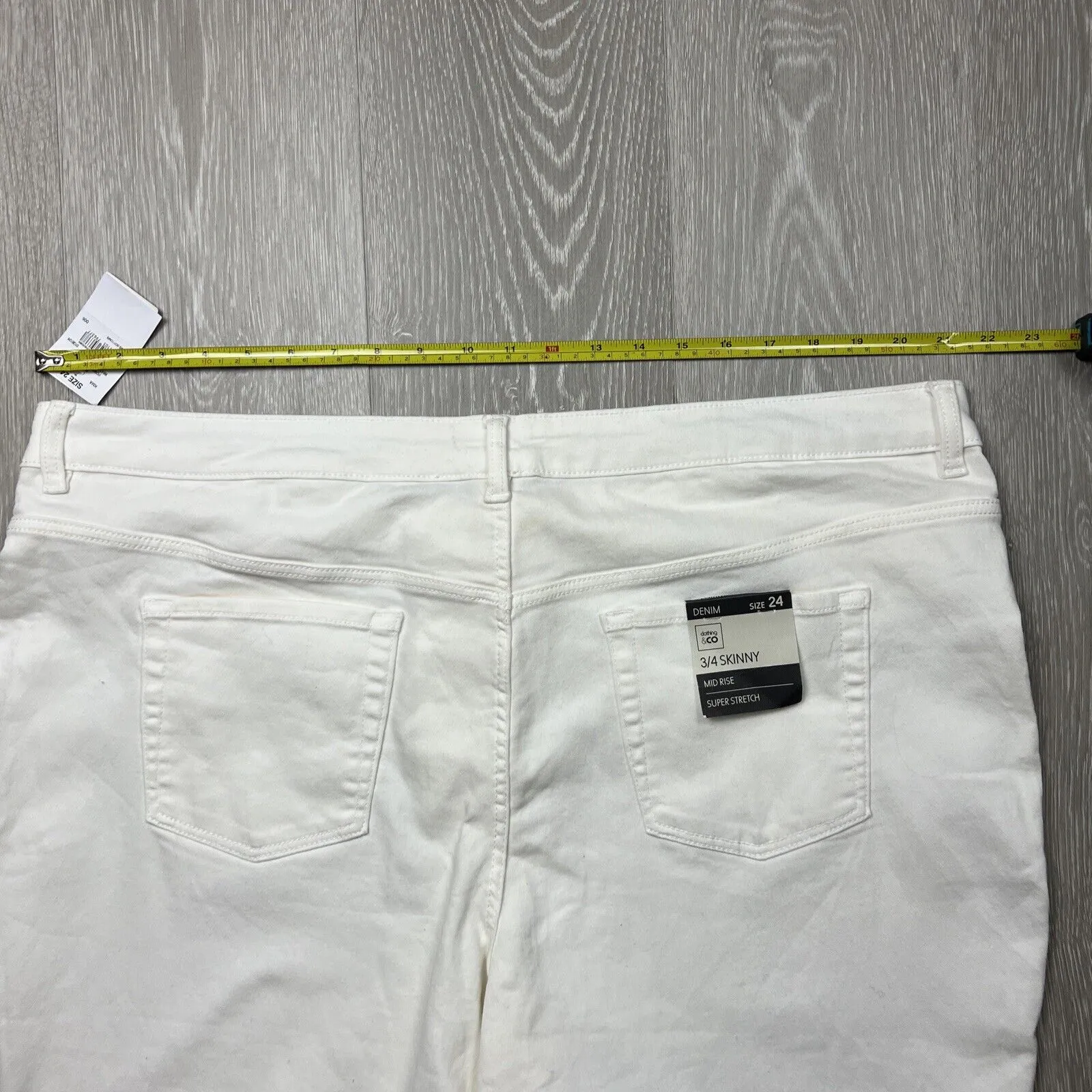 Clothing & Co Womens 3/4 Skinny Mid Rise Super Stretch Size 24 (New)