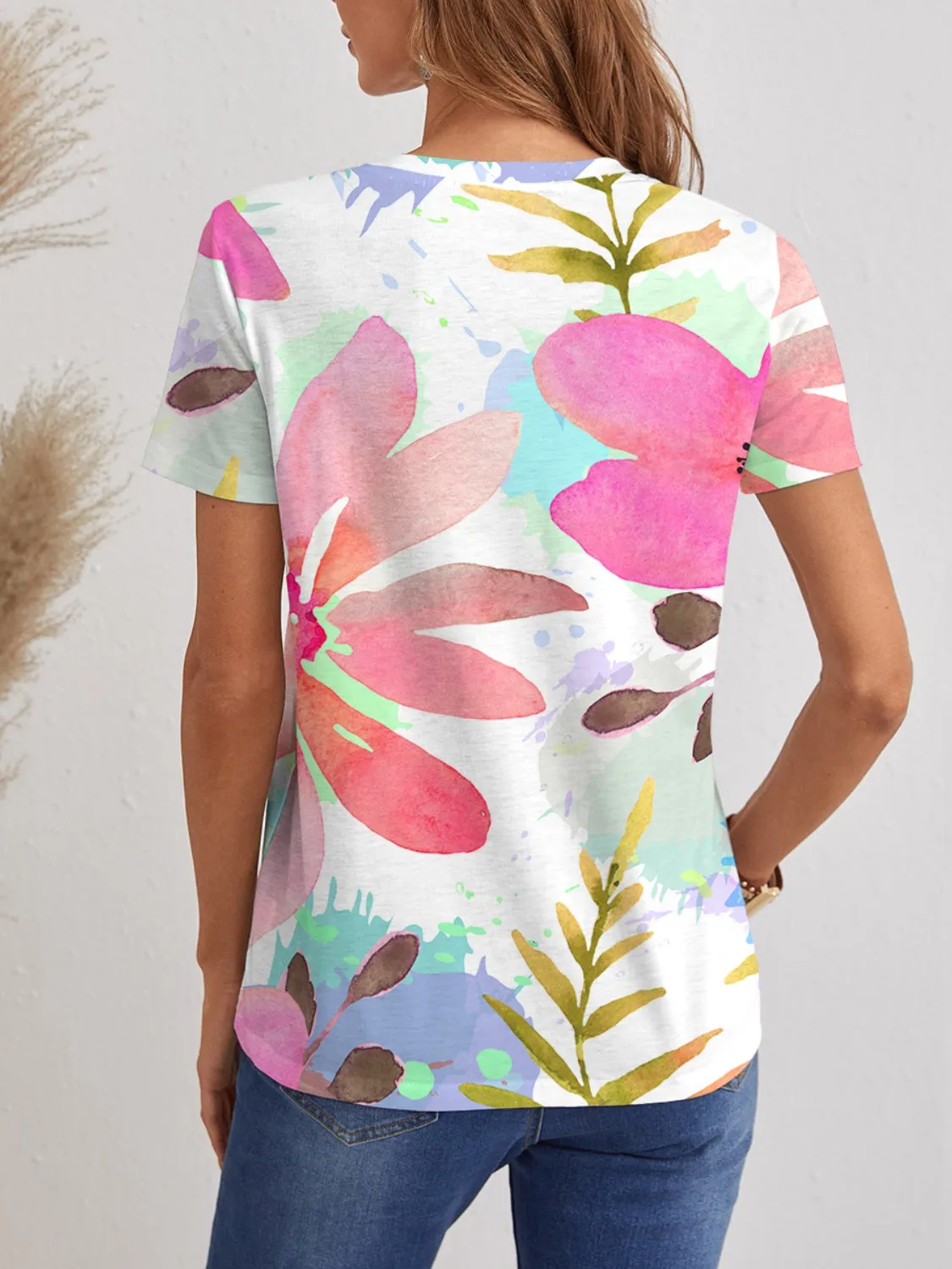 Dawnlyn Printed V-Neck Floral Short Sleeve T-Shirt - Online Exclusive
