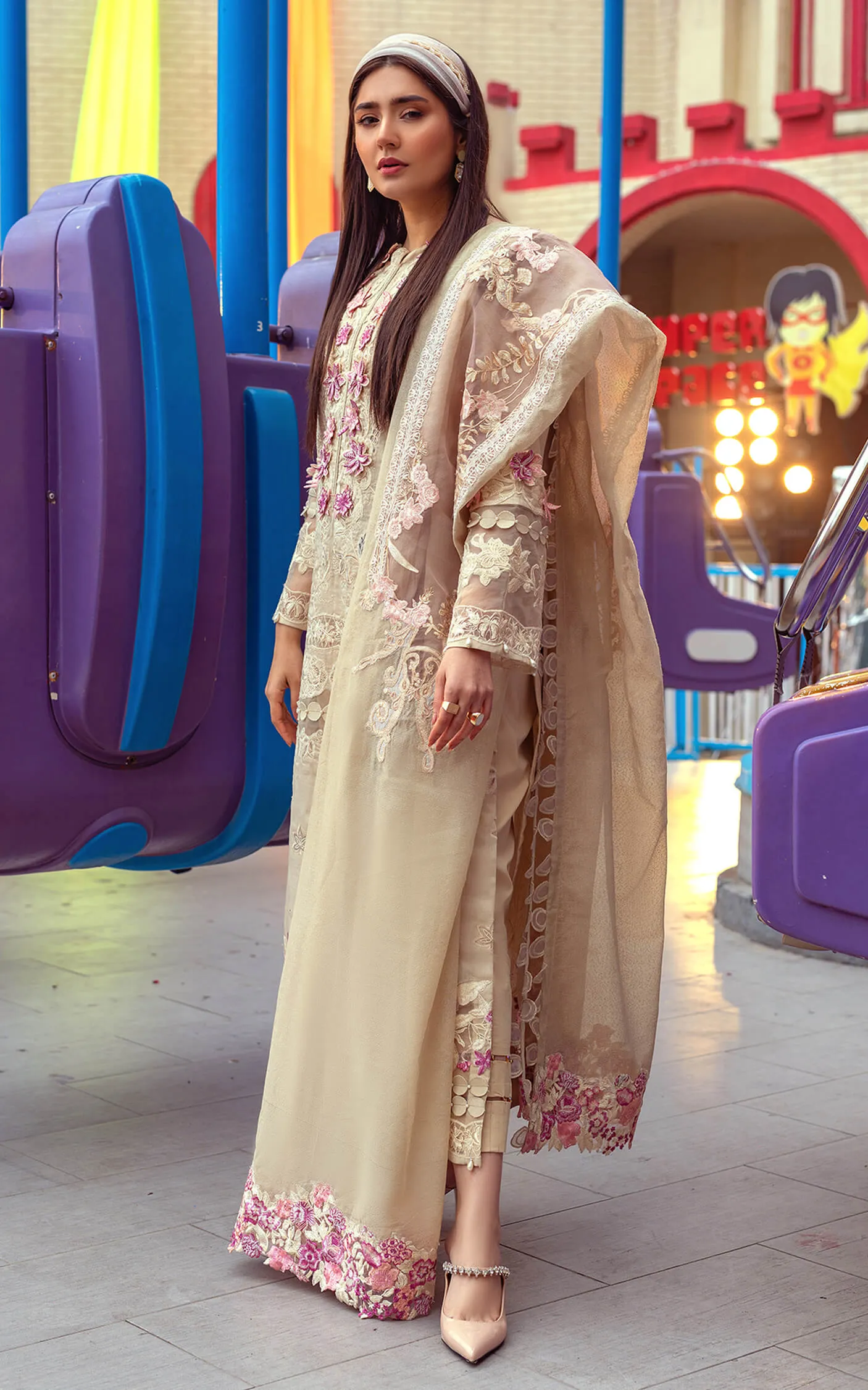 Designer Pakistani Eid Dresses in Skin Kameez Salwar
