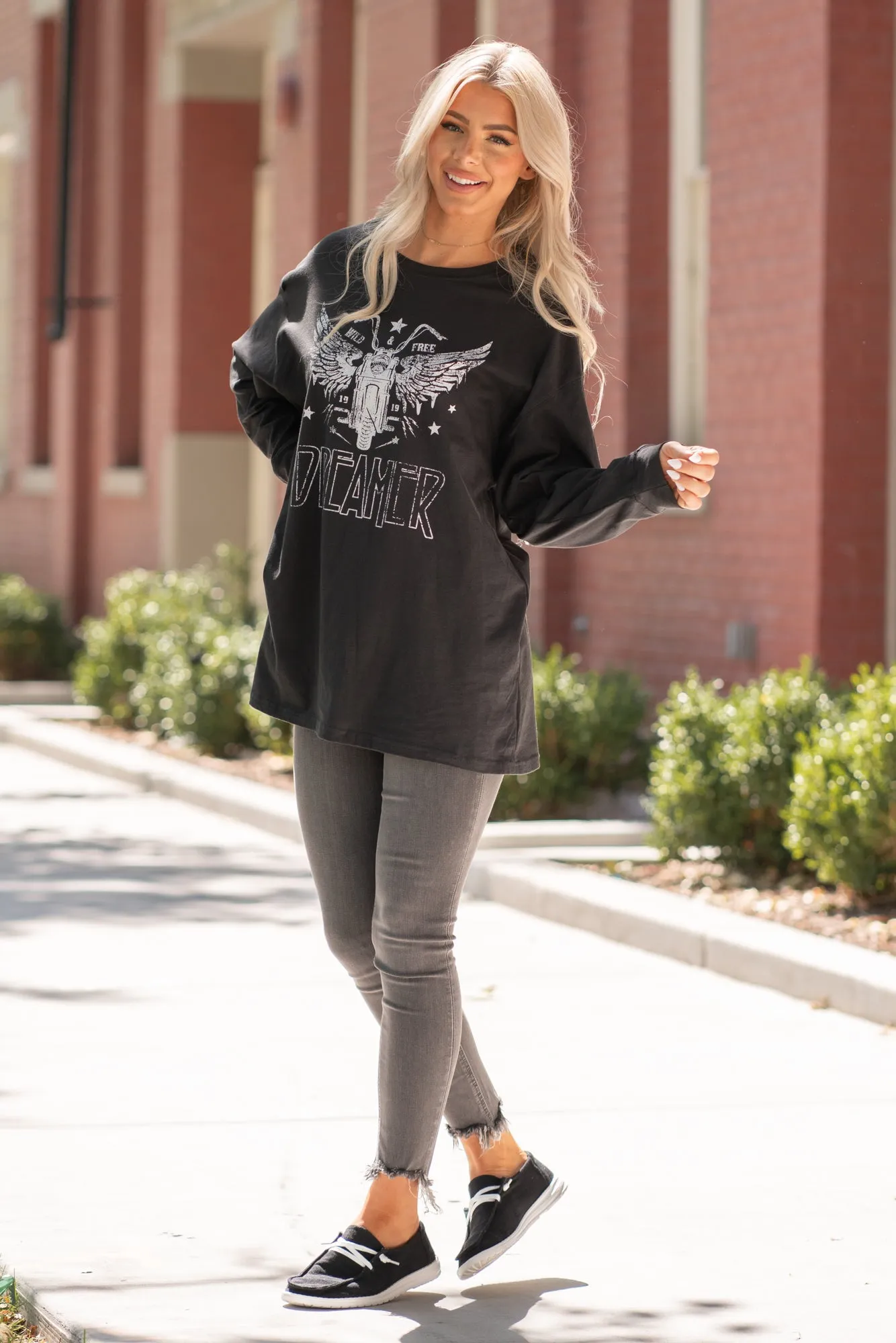 Dreamer Graphic Long Sleeve Tee