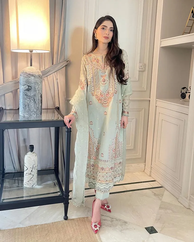 Faiza Saqlain | Lyle Luxury Lawn Collection 2023 | AMANI