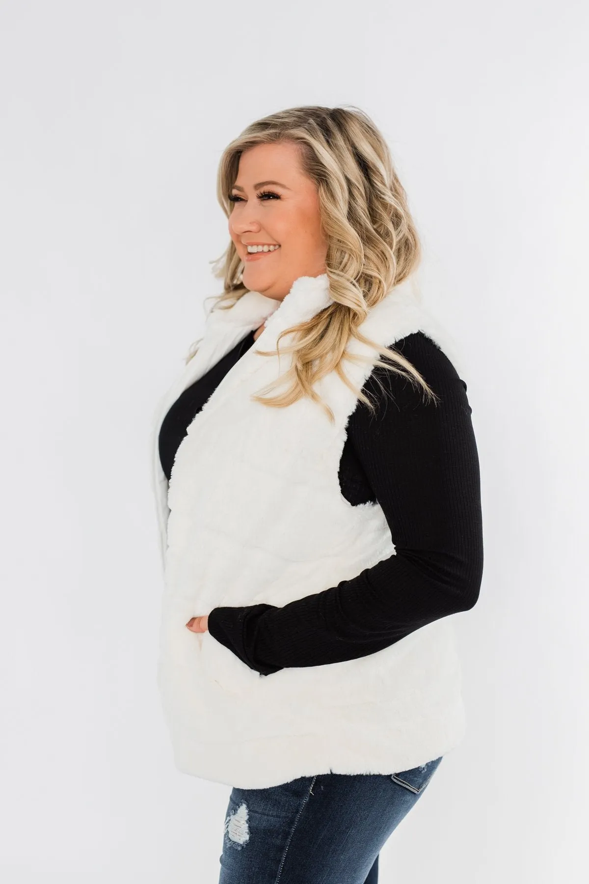 Faux Fur Zip Up Vest- Ivory