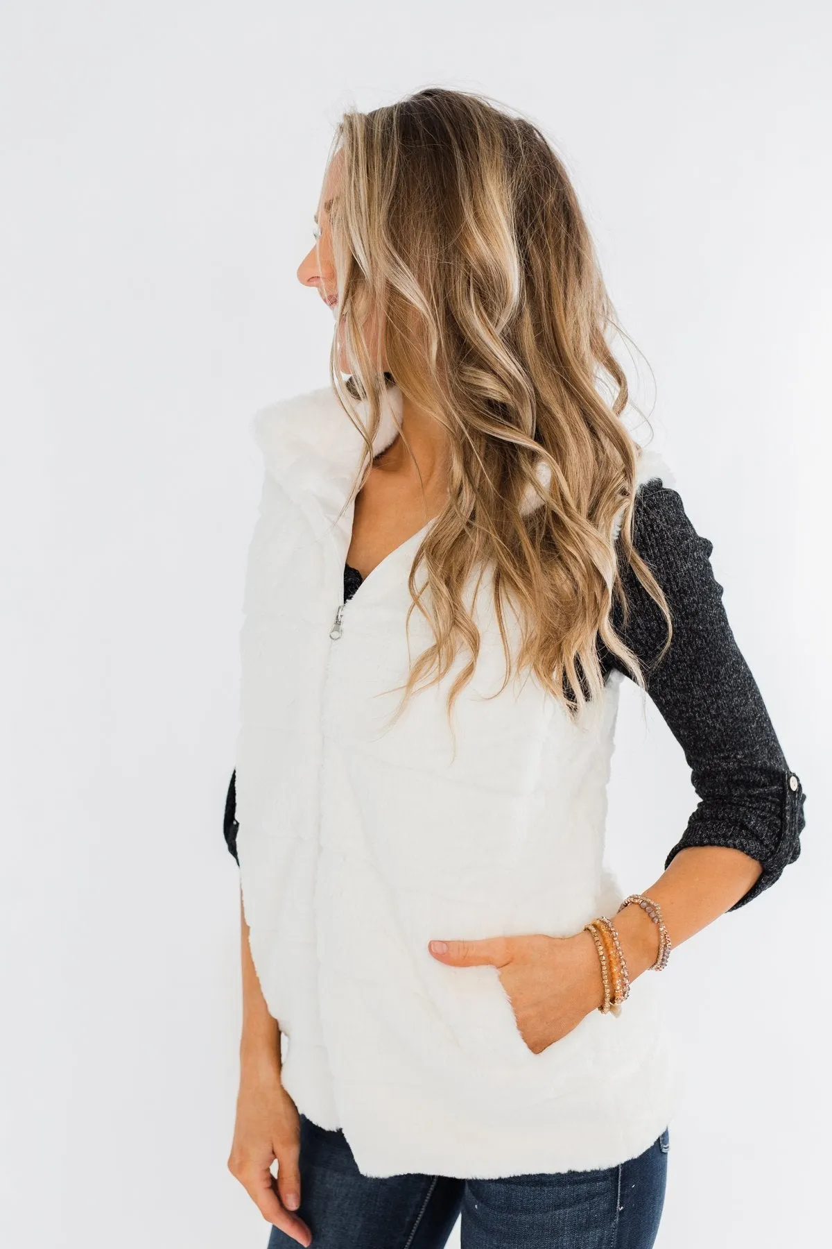 Faux Fur Zip Up Vest- Ivory