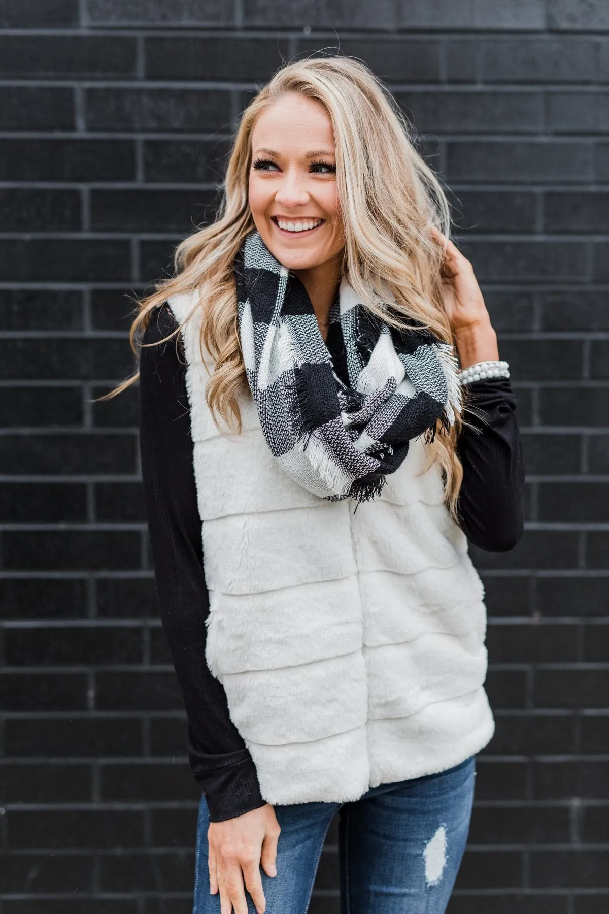 Faux Fur Zip Up Vest- Ivory