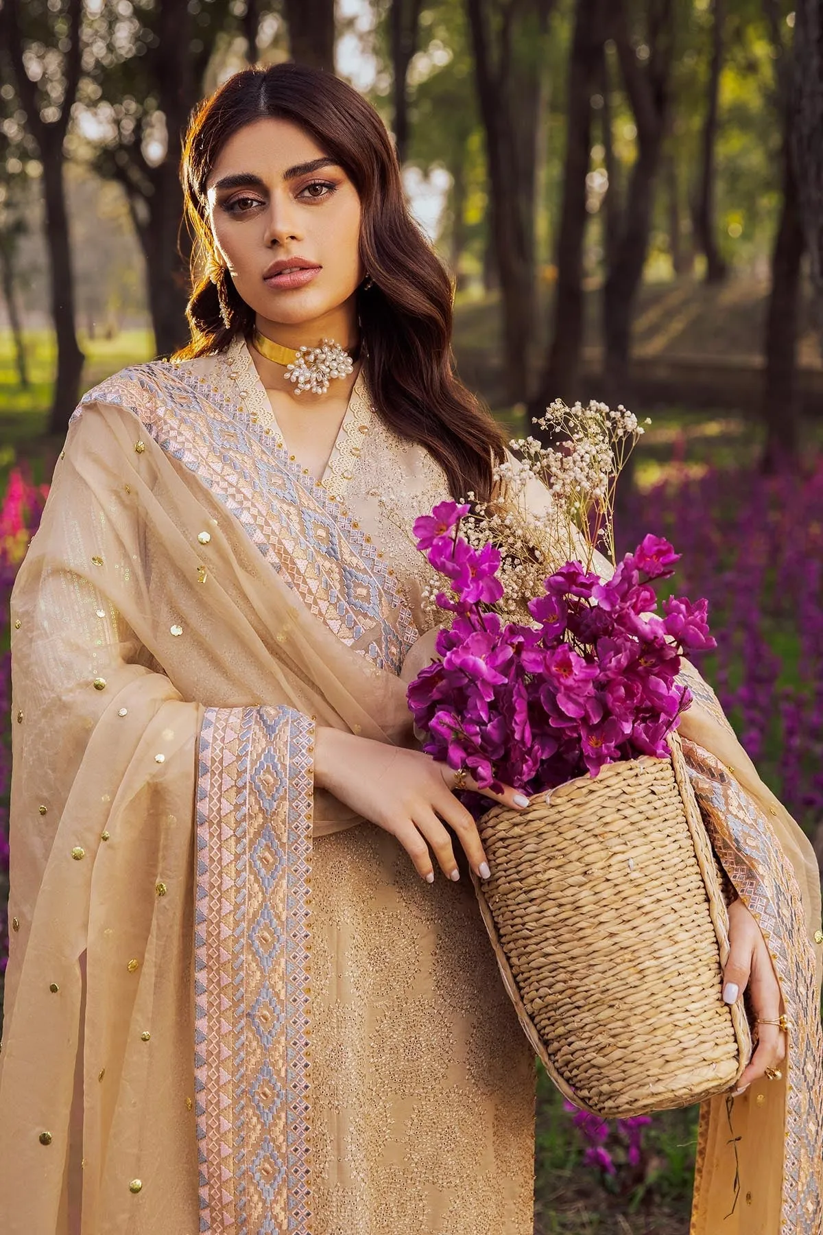 FLOWER GIRL NI-29 | Nureh Blooming Summers Exclusive  Luxury Lawn Collection 2022 | Unstitched Embroidered Lawn Suits