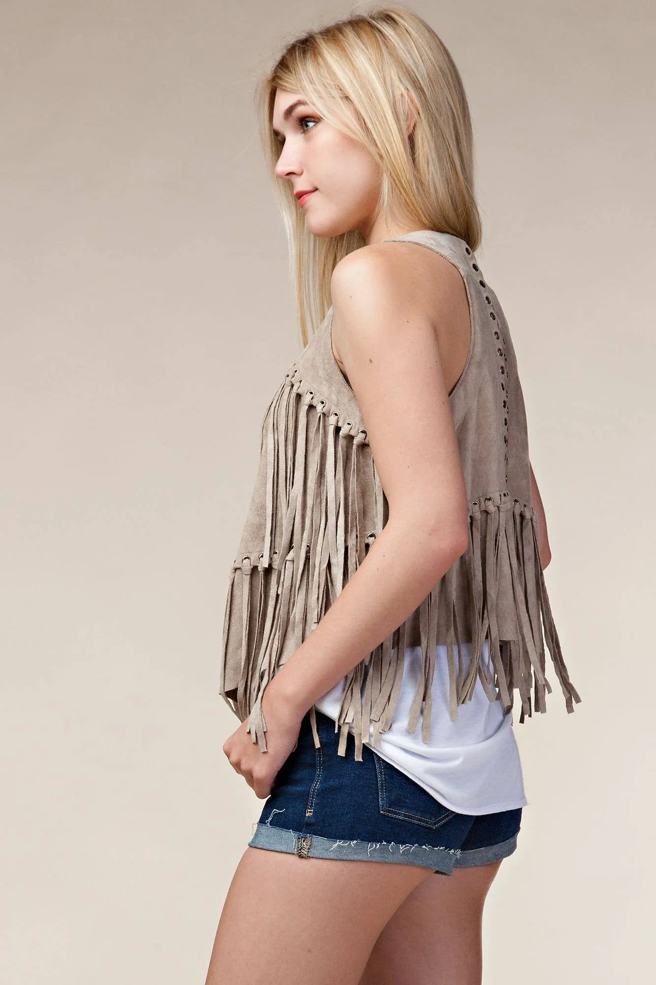 Fringe Vest with Eyelets: Camel / L