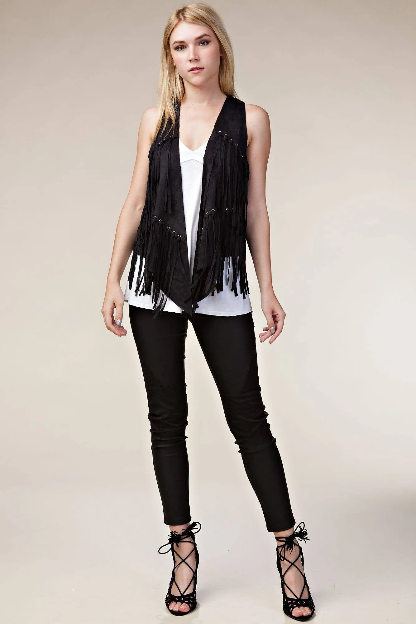 Fringe Vest with Eyelets: Camel / L