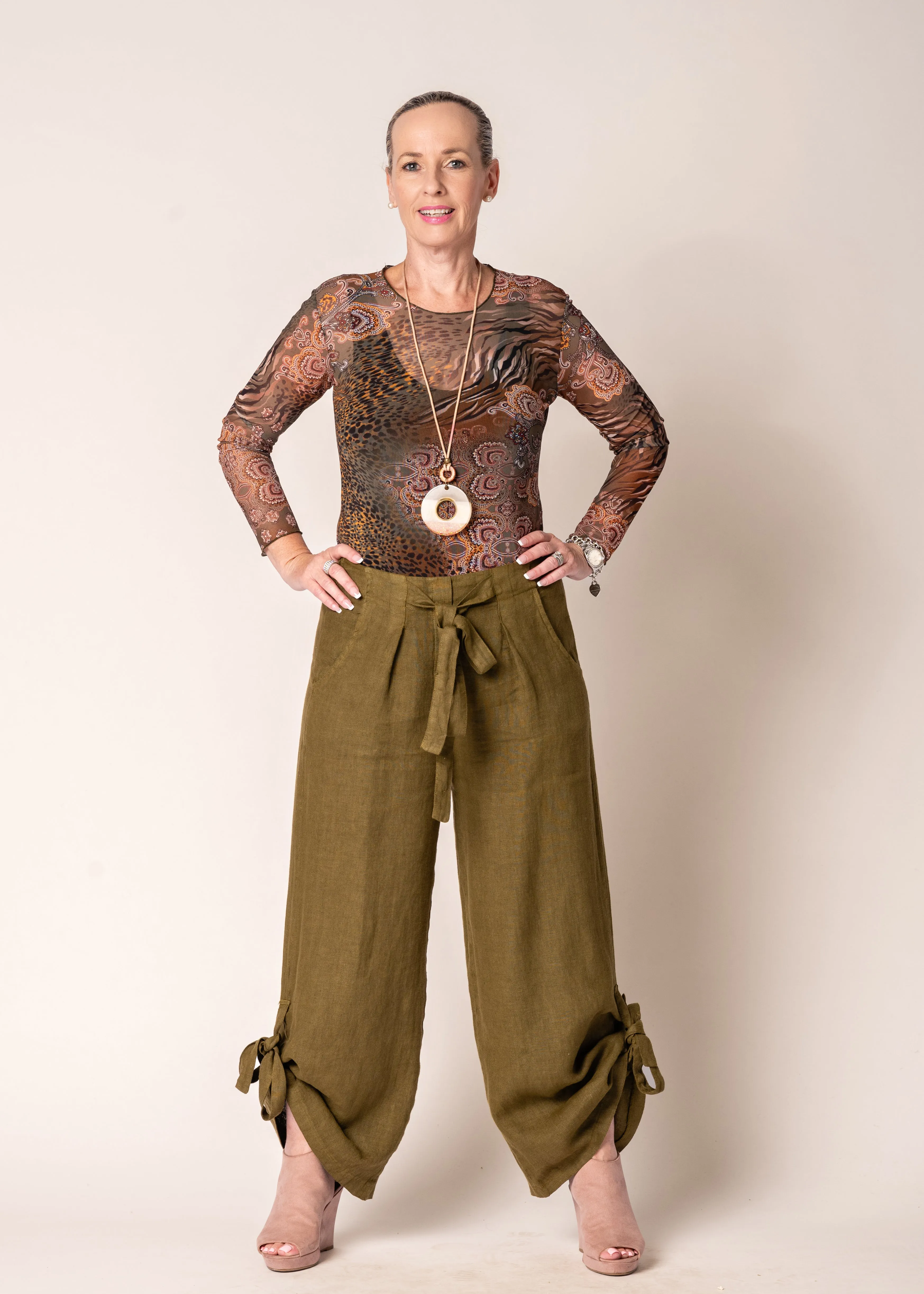 Gabriella Linen Pants in Green Olive