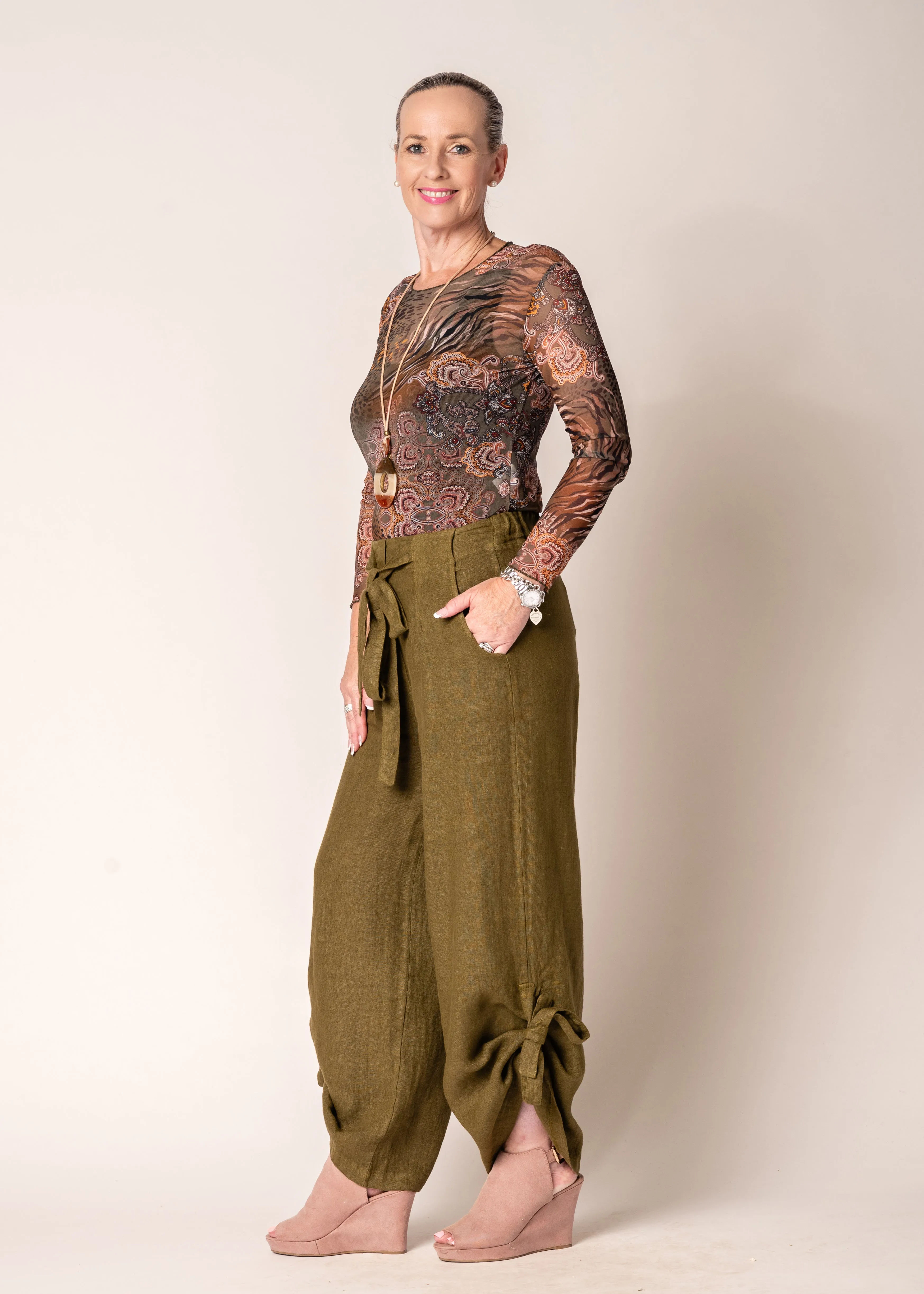 Gabriella Linen Pants in Green Olive
