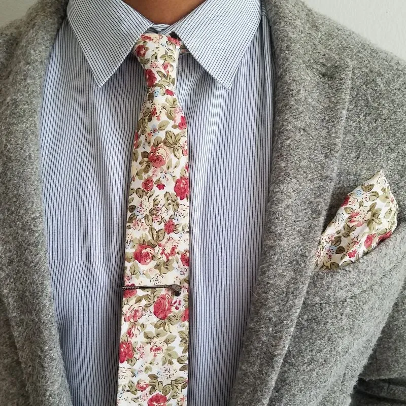 Golf Club Tie Bar