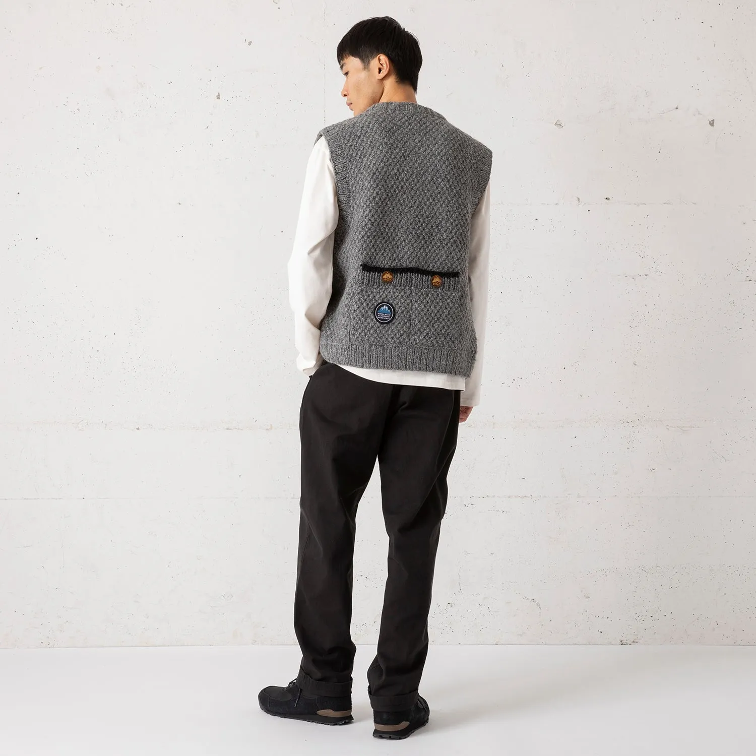 HIMALAYAN CLIMBER'S HAND-KNIT | ヒマラヤン クライマーズ ハンドニット　手編み前開きベスト