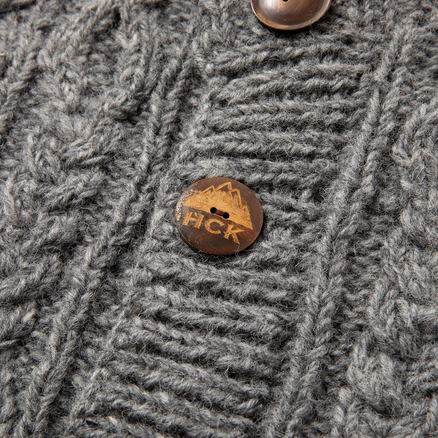 HIMALAYAN CLIMBER'S HAND-KNIT | ヒマラヤン クライマーズ ハンドニット　手編み前開きベスト