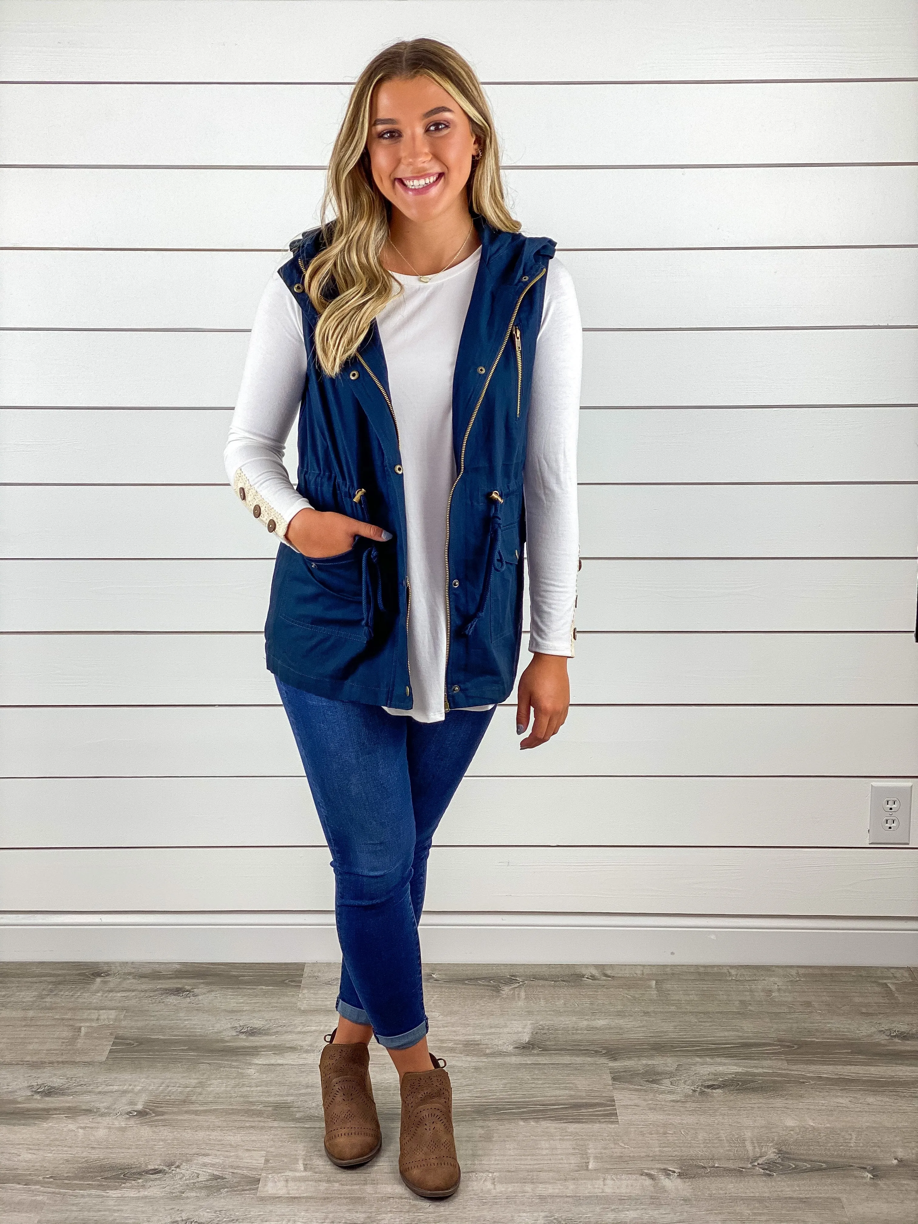 Hooded Utility Vest - Navy
