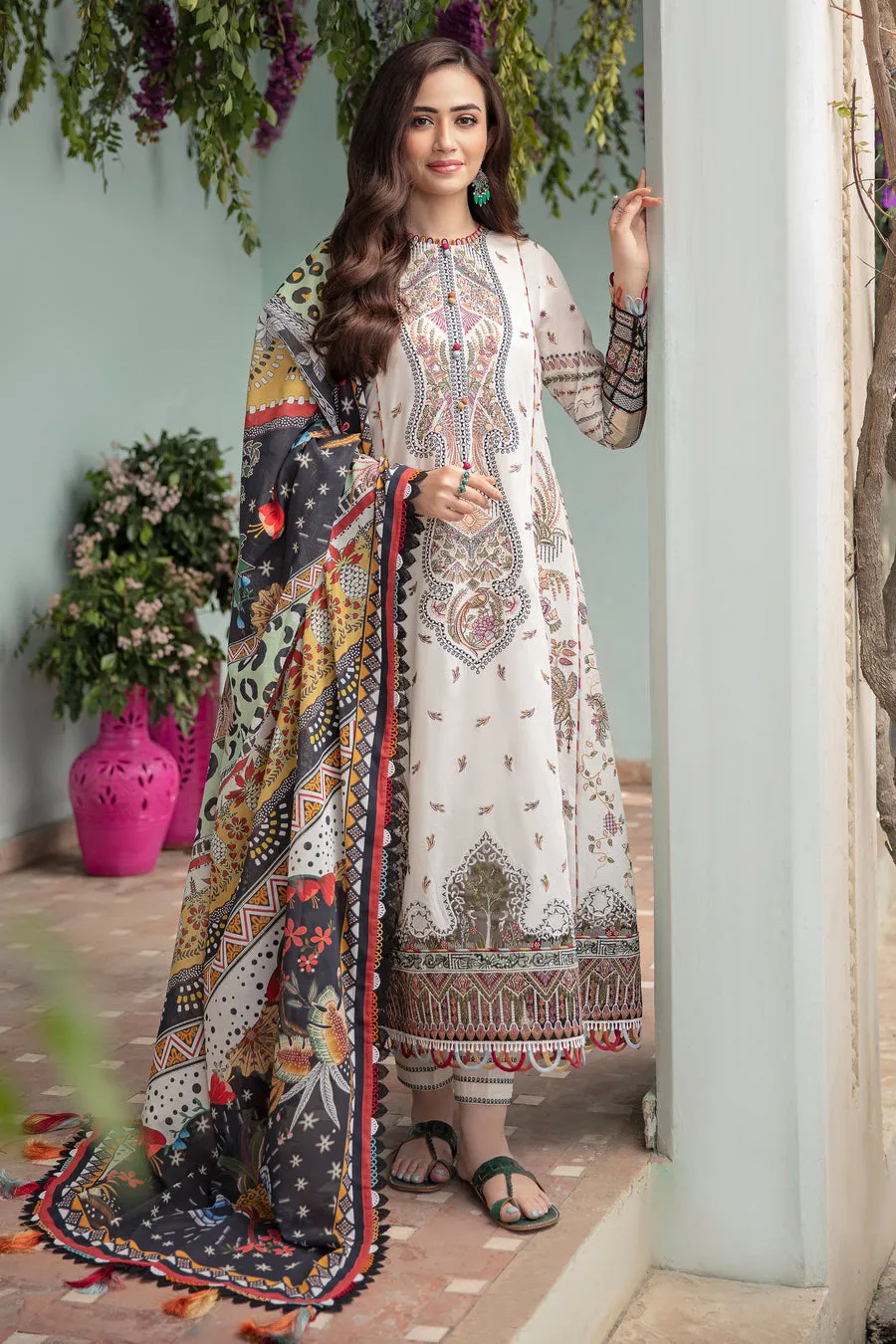 JAZMIN SHAHKAAR LAWN SS'23 | Vol 2 | UJALA
