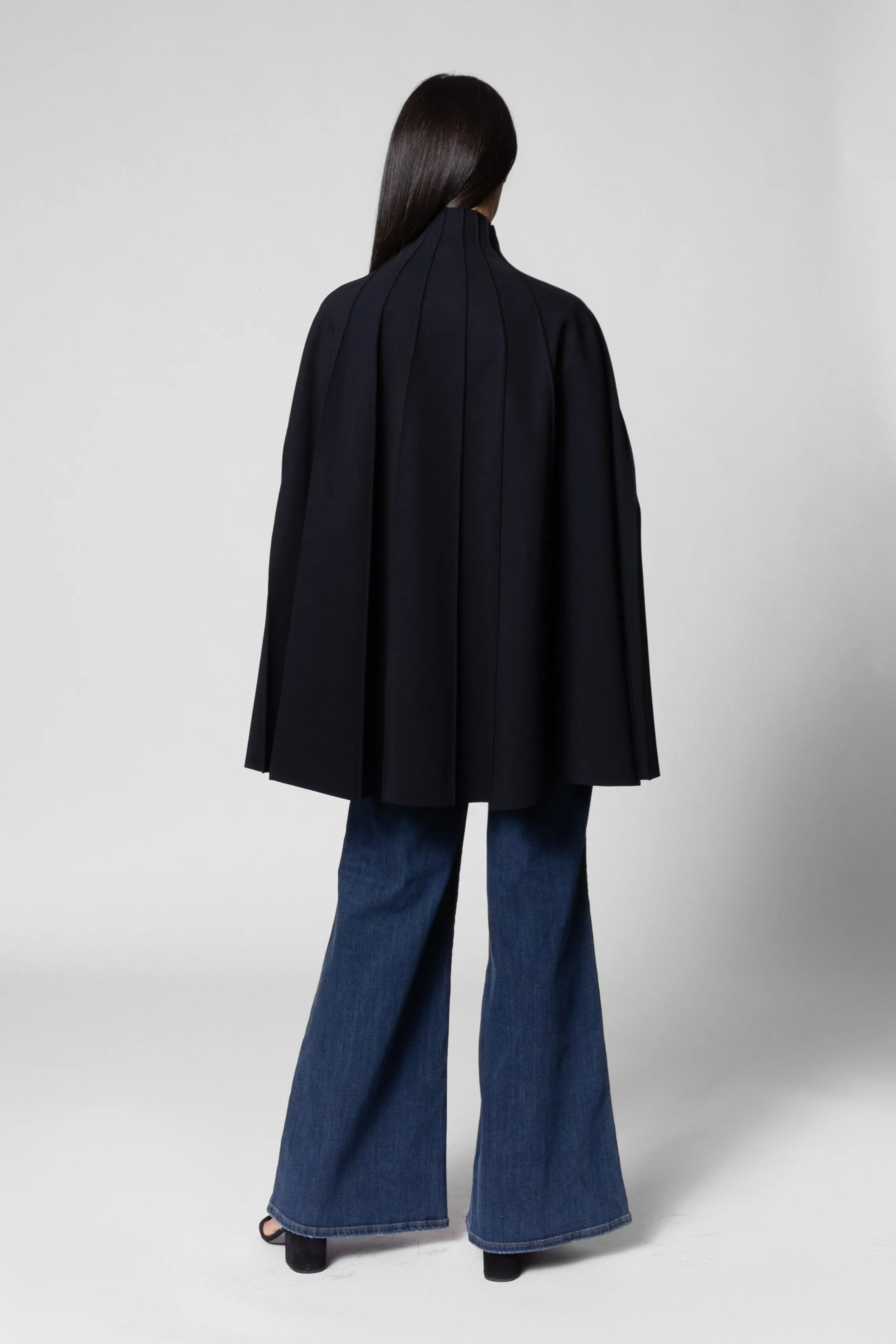 Jenisa Cape - Black