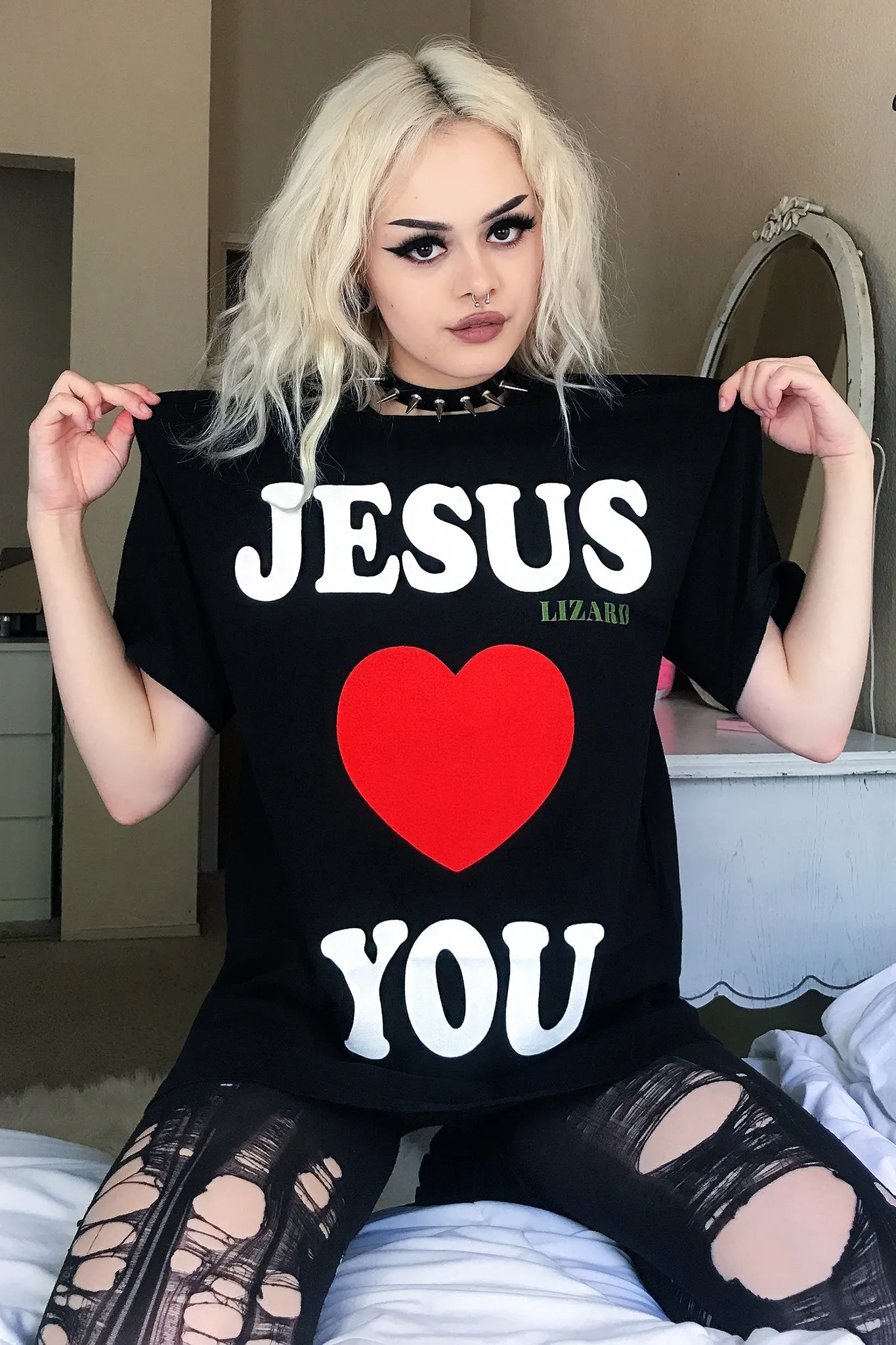Jesus Lizzard Loves You Tee