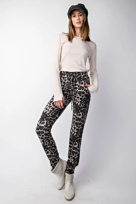 KARA LEOPARD PRINT PANTS*