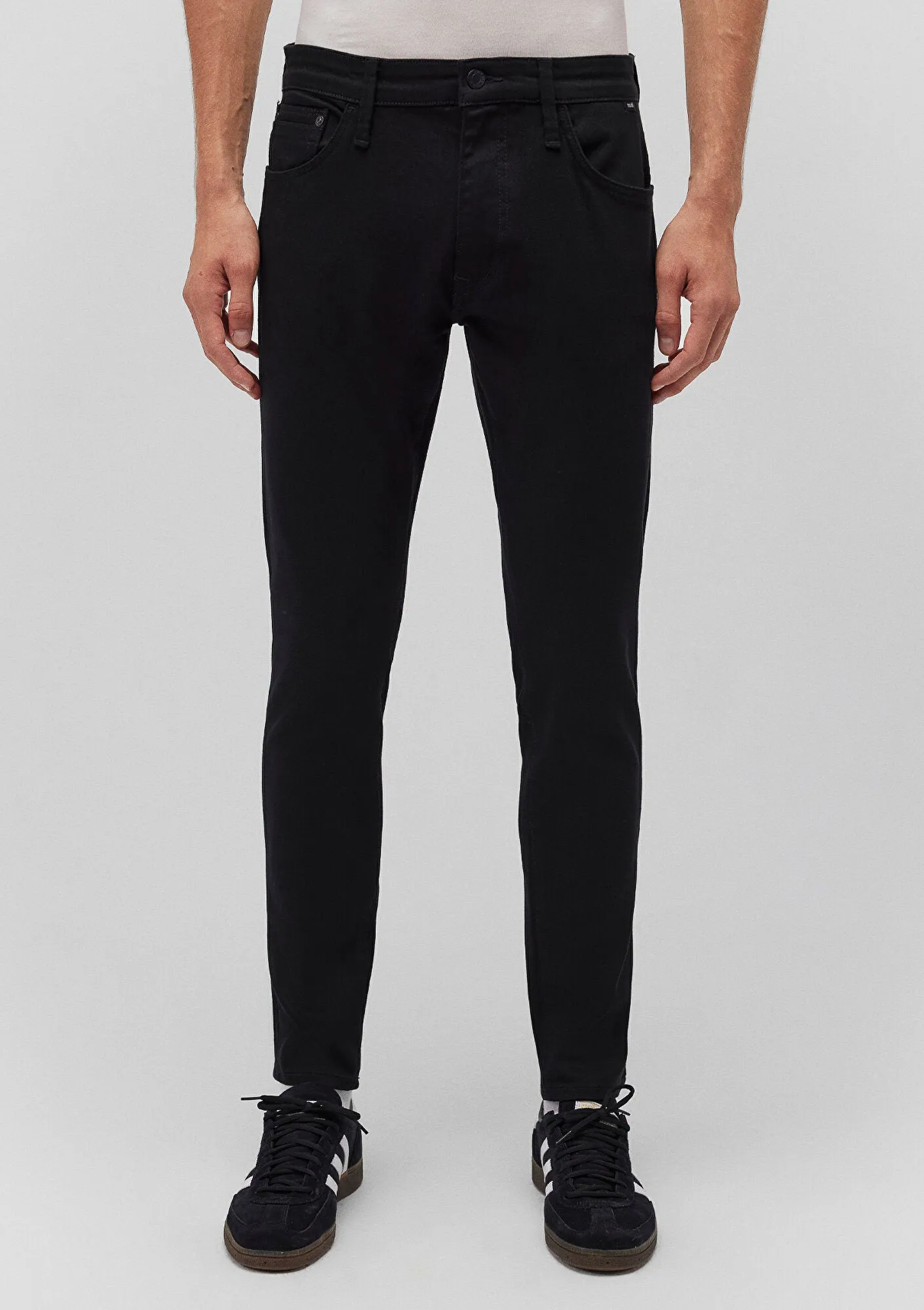 Leo Black 90s Comfort  Jean Pants