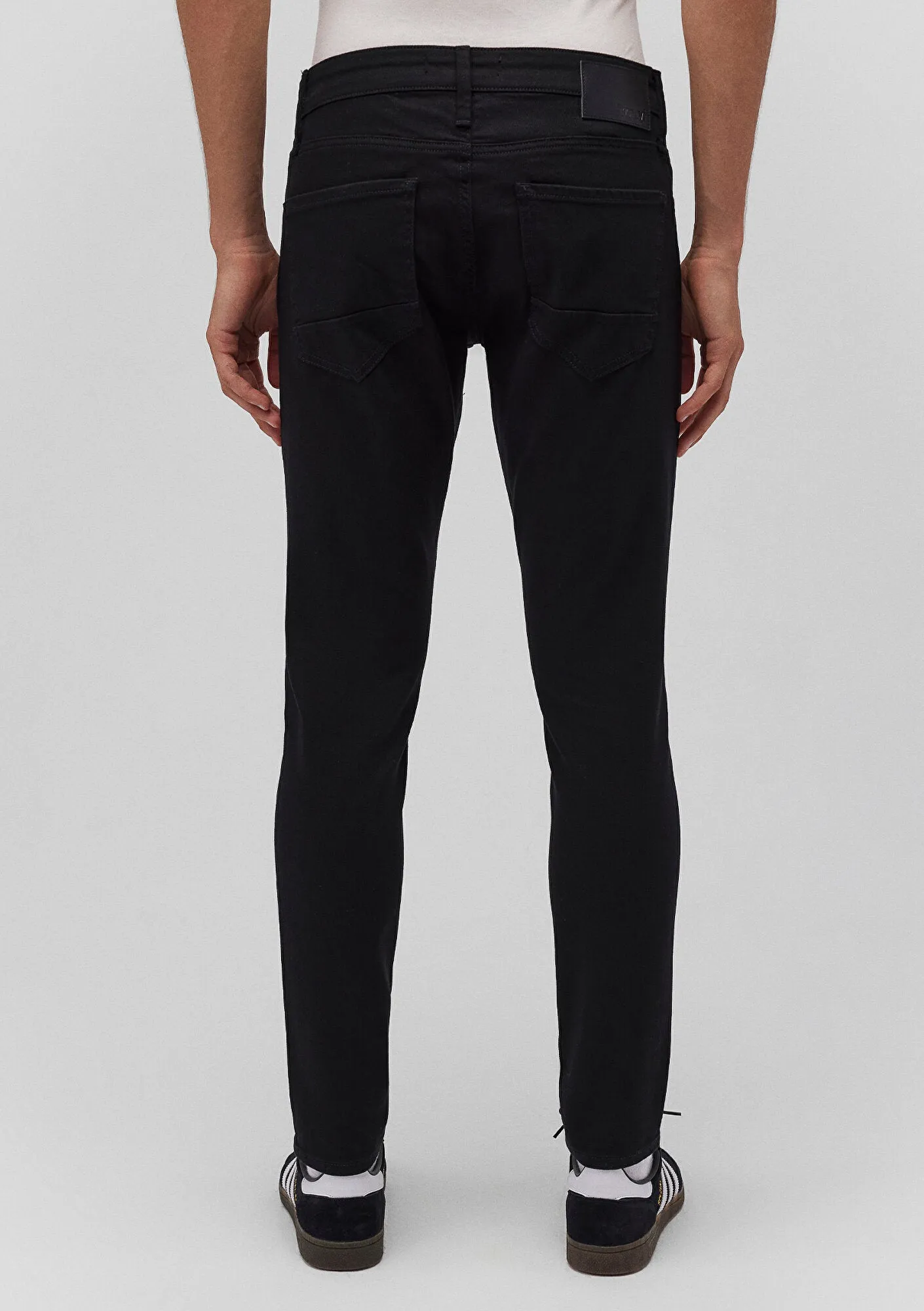 Leo Black 90s Comfort  Jean Pants