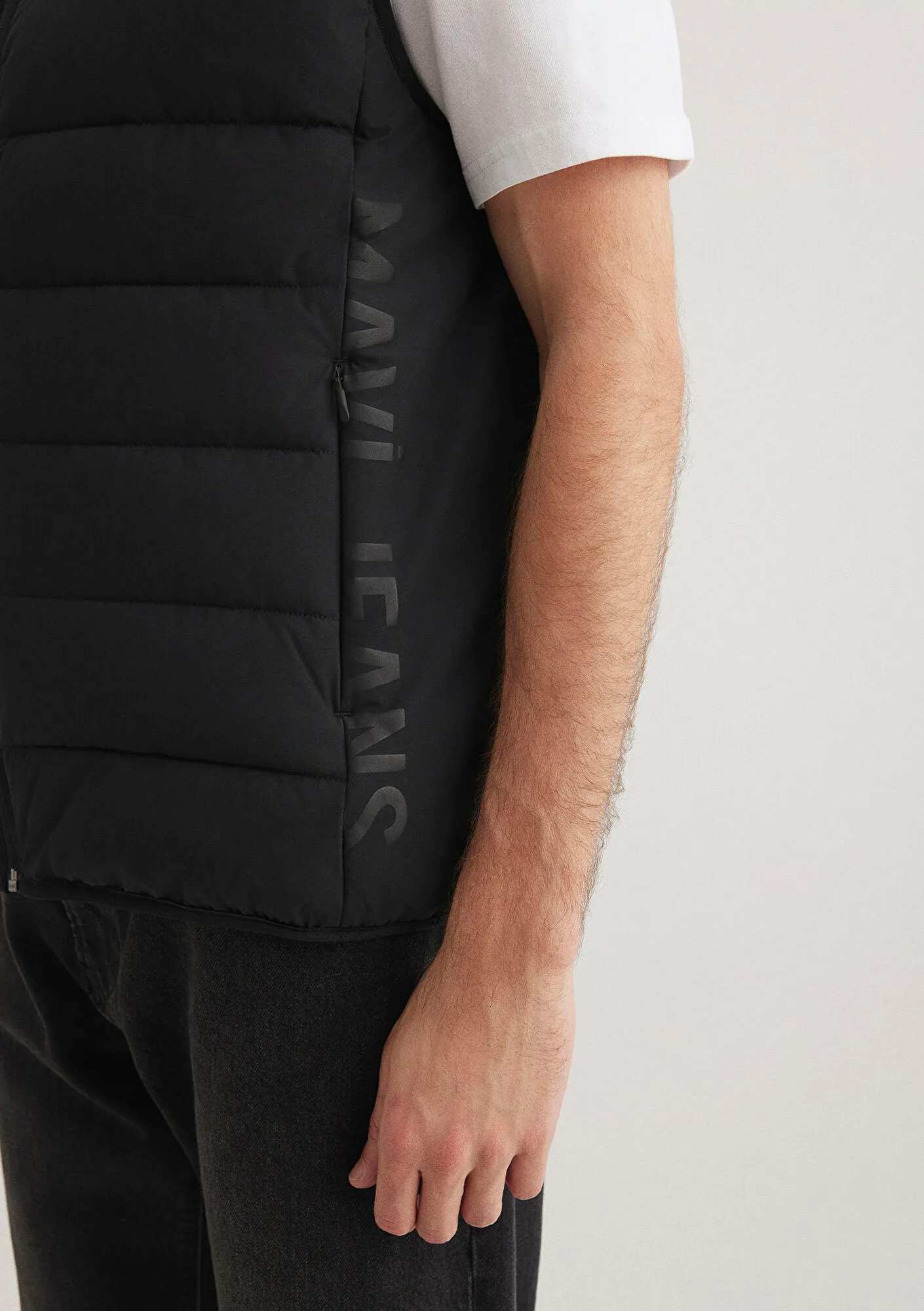 Mavi Jeans Detailed Hooded Black Vest