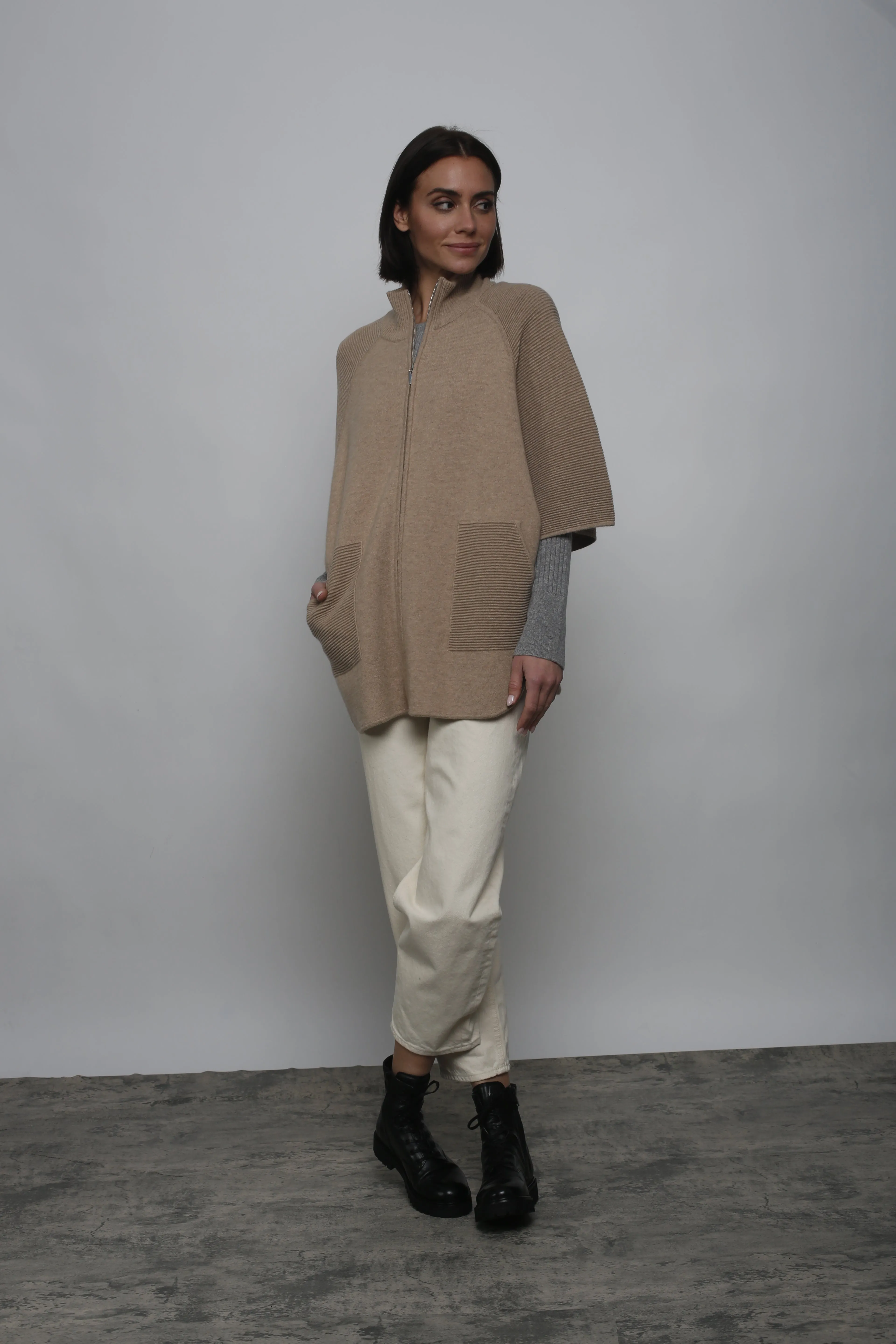 Ottoman Stitch Zip Capelet