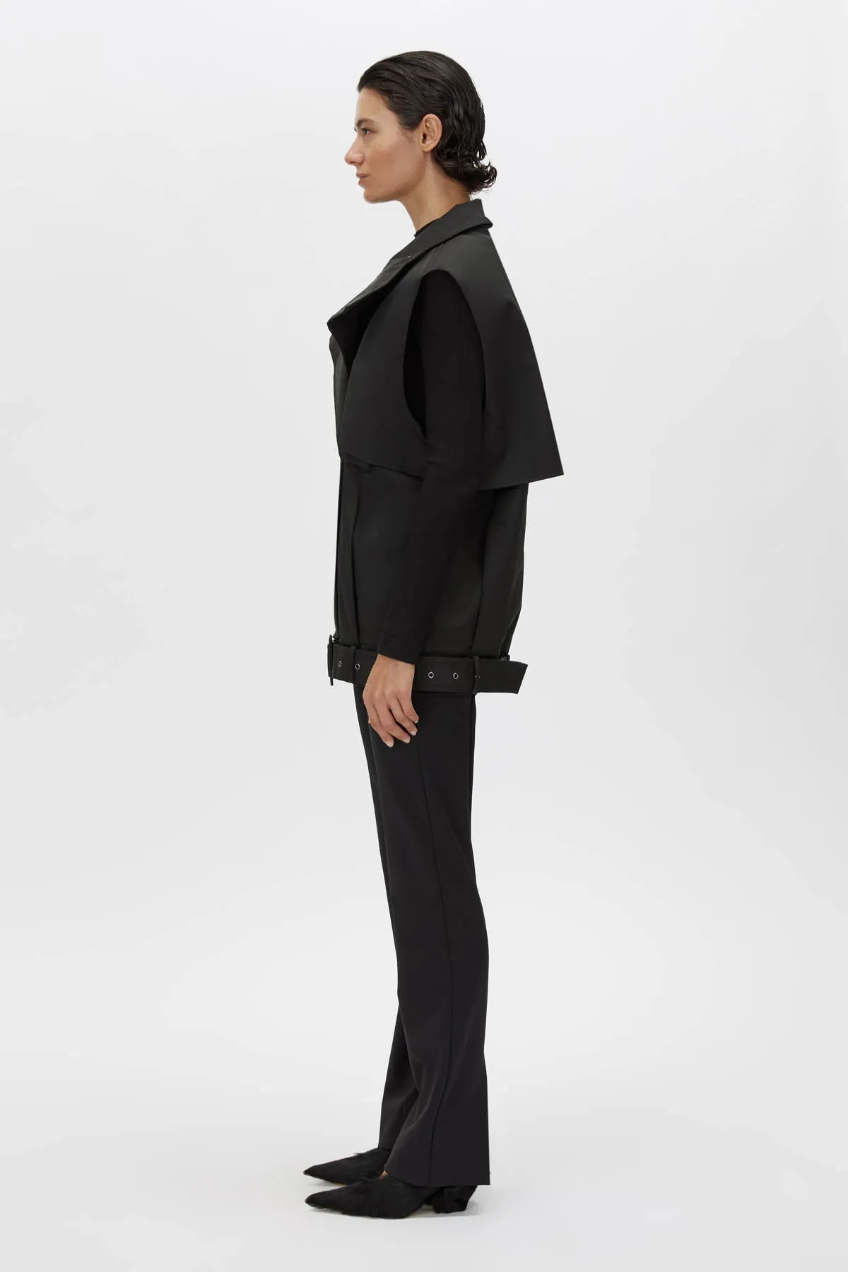 Pallida Vest