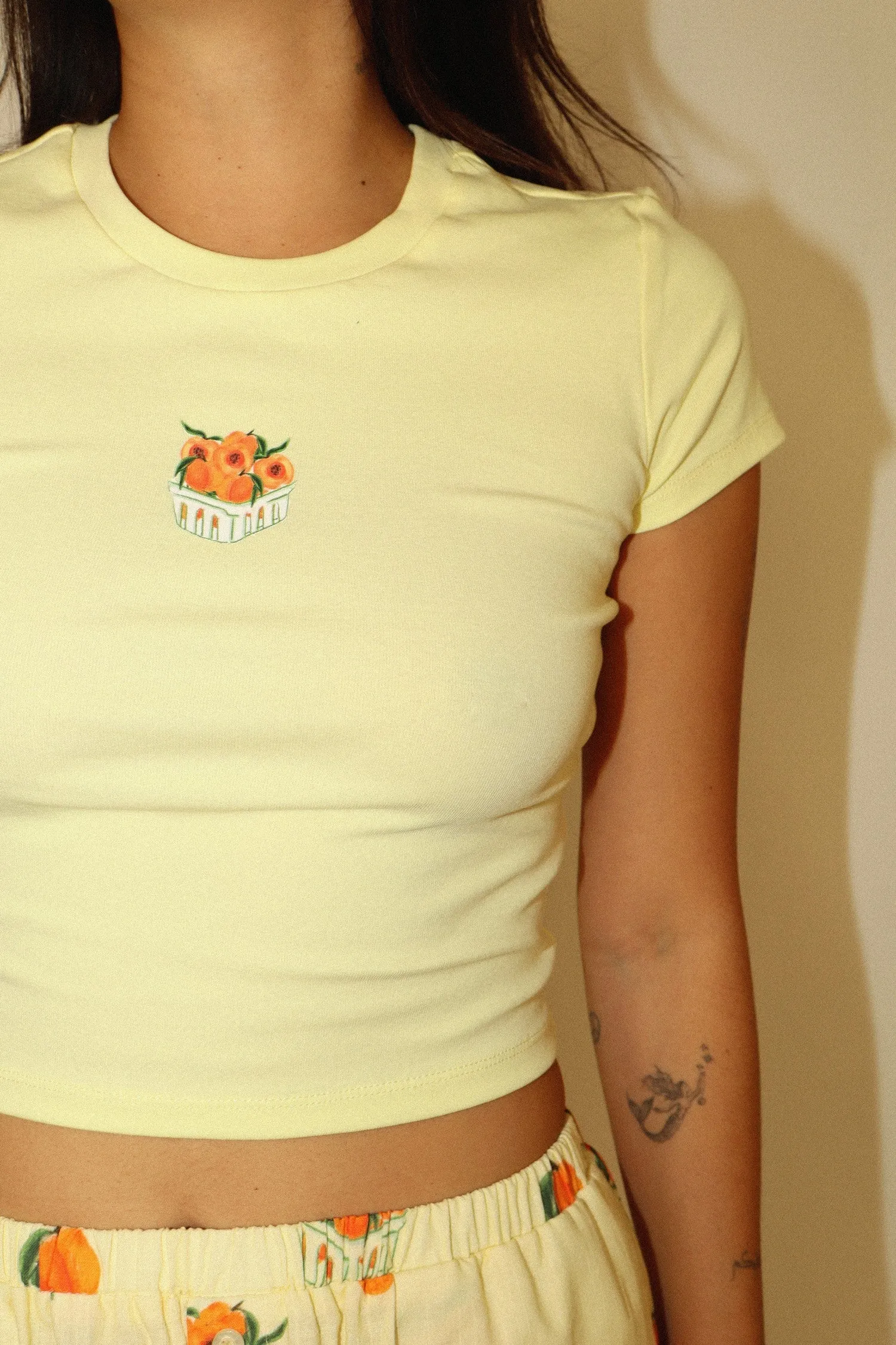Peaches Cropped Baby Tee