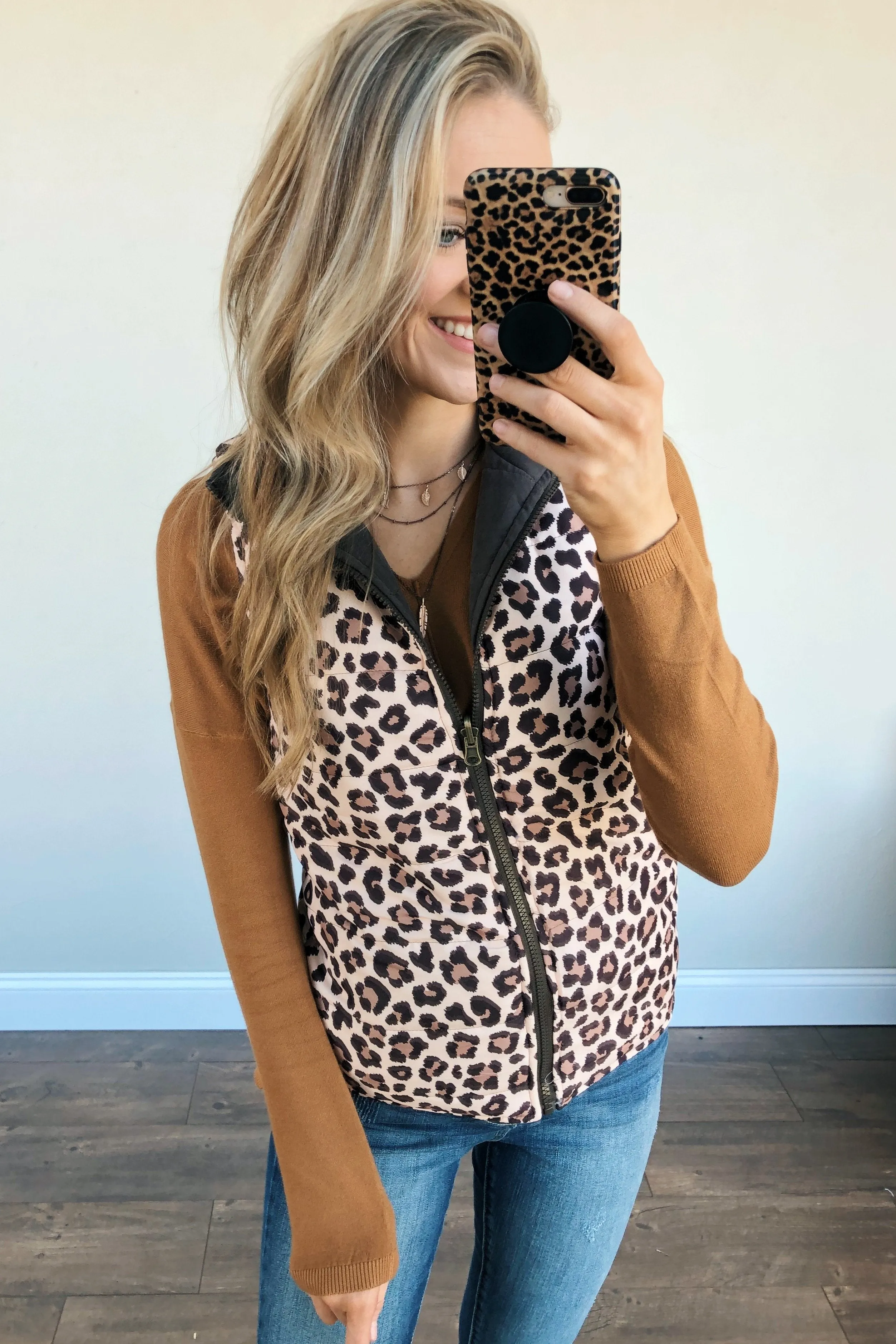 Pulse Exclusive Reversible Vest- Leopard & Dark Chocolate
