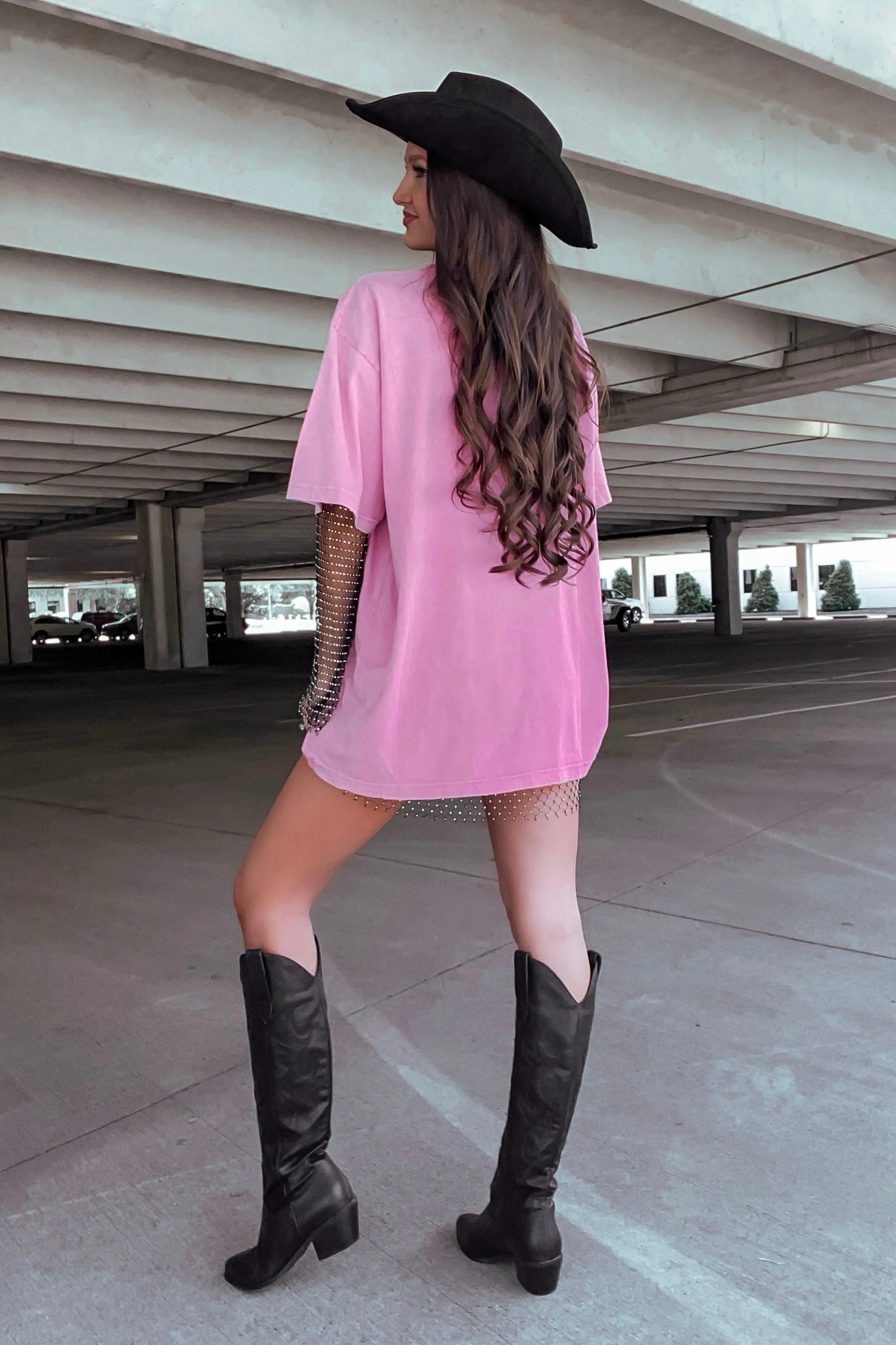"World Tour" Graphic Tee -Pink