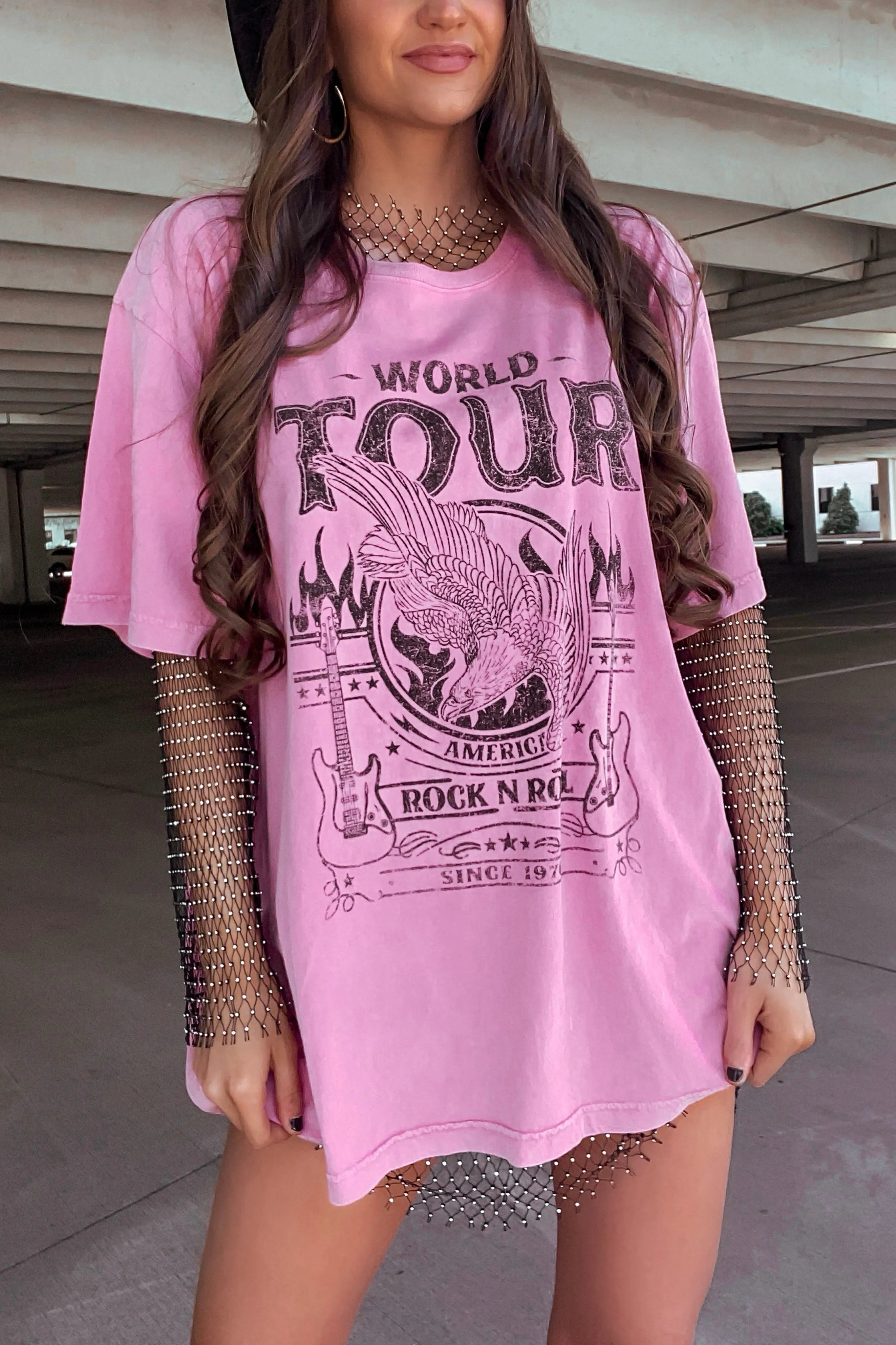 "World Tour" Graphic Tee -Pink