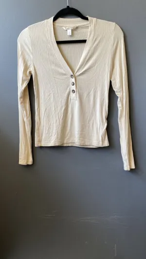Ribbed Henley Longsleeve Tee