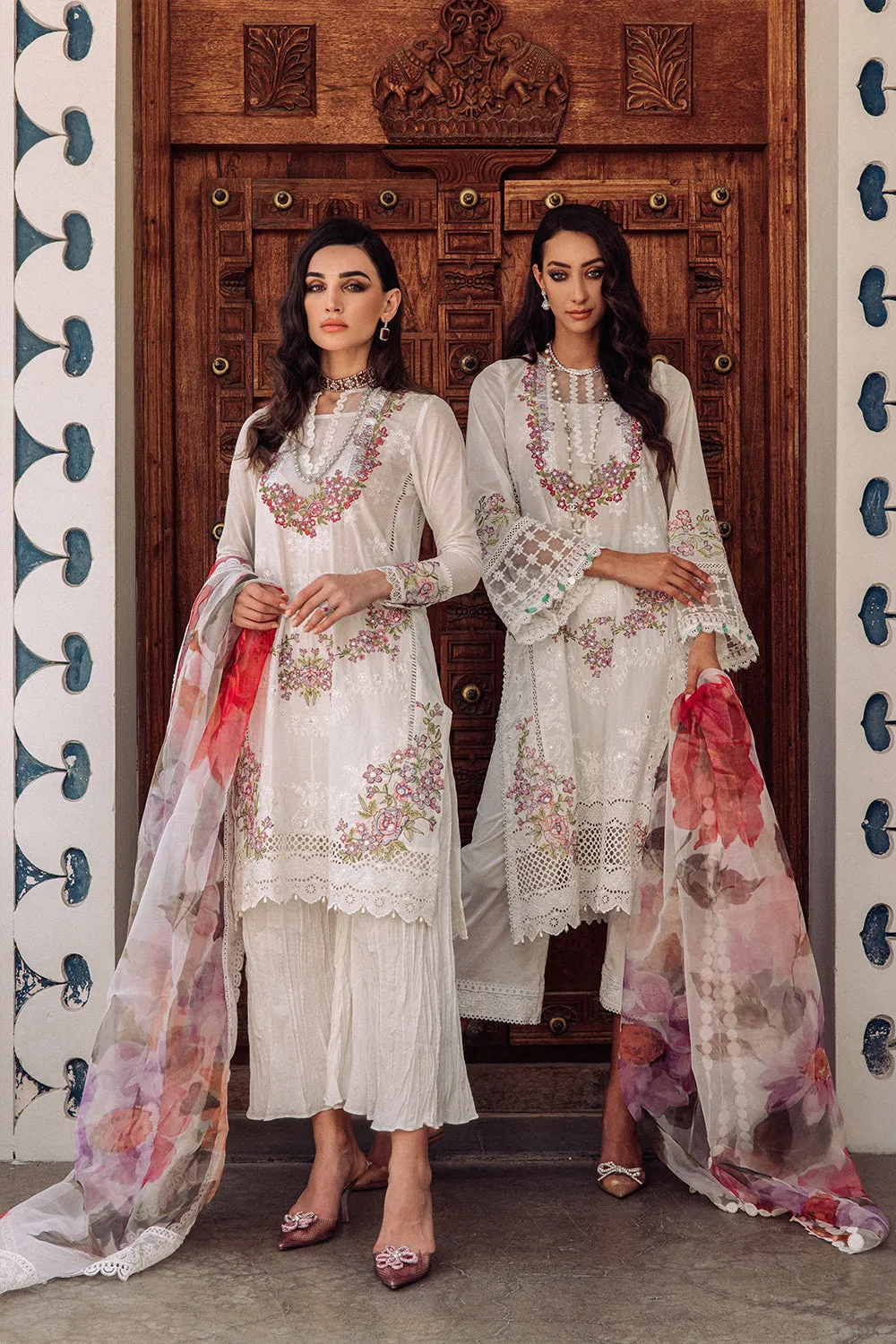 Saira Rizwan Lawn 2023  |  LILY 06