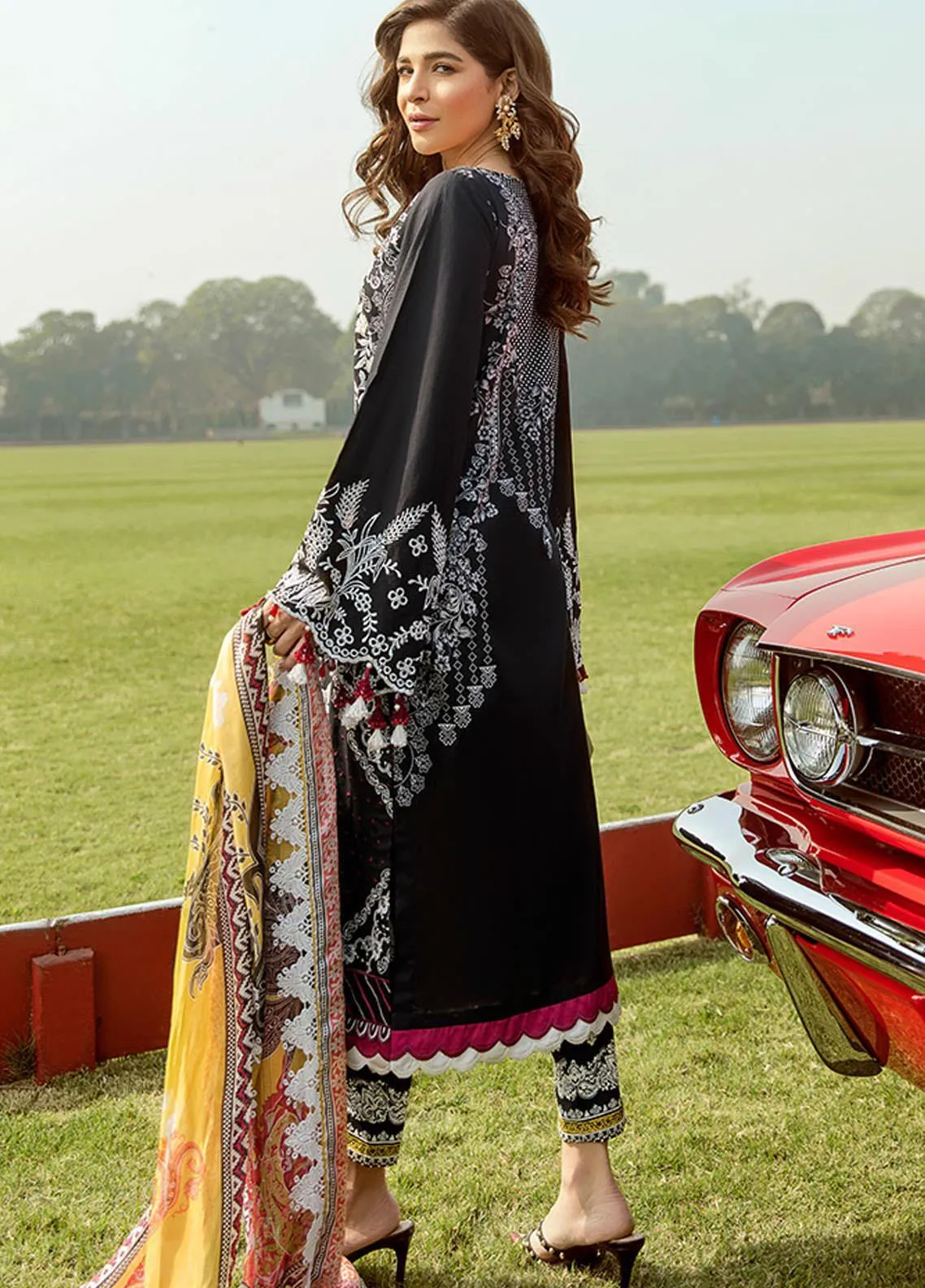 Saira Rizwan Lawn 2023  |  ZOHRA 02