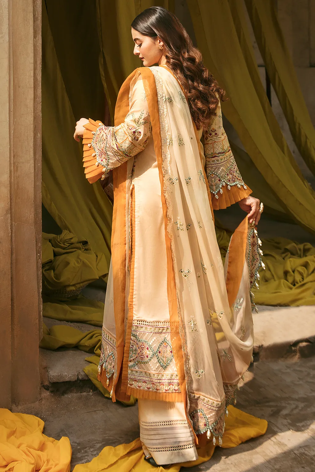 Sheharezaad | Afrozeh Shabnami Festive Lawn Collection 2022 | Unstitched Embroidered Lawn Suits
