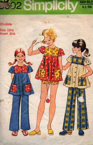 Simplicity 5602 Girls Smock Top Pants & Shorts 1970s Vintage Sewing Pattern Size 10 1/2