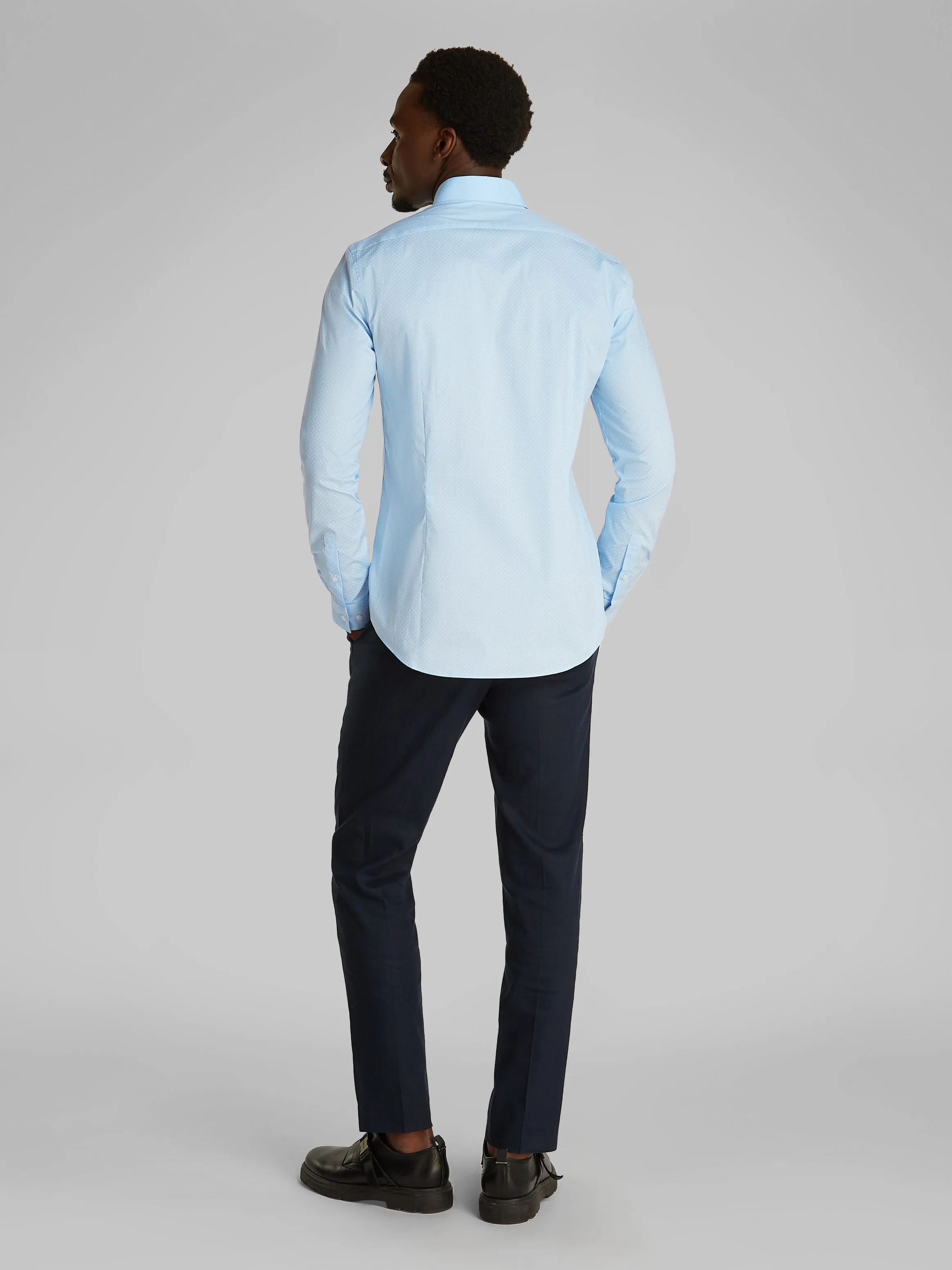 Slim Poplin Dress Shirt in Blue