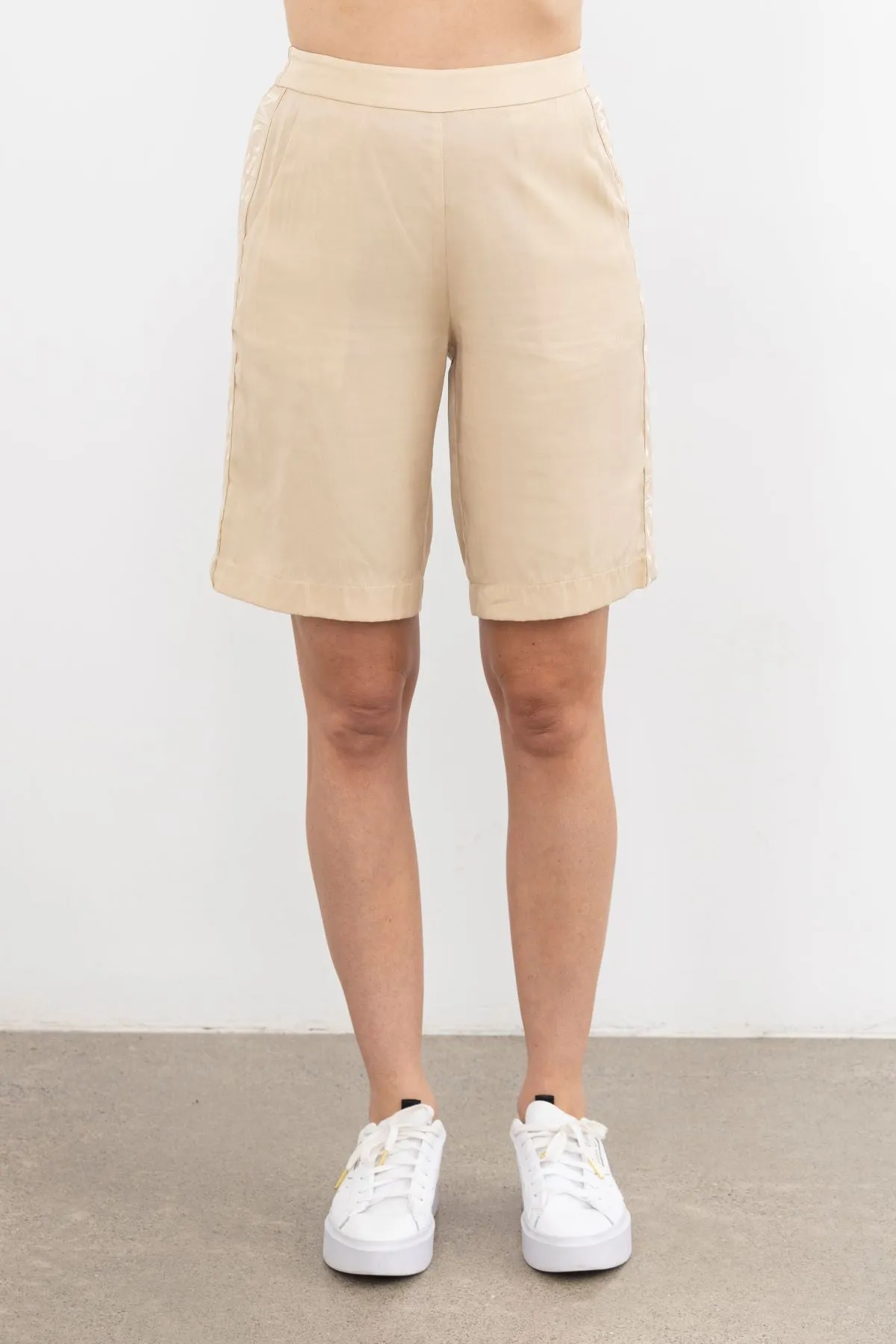 Tate short champagne