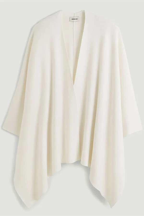 WHITE KNITTED CAPE