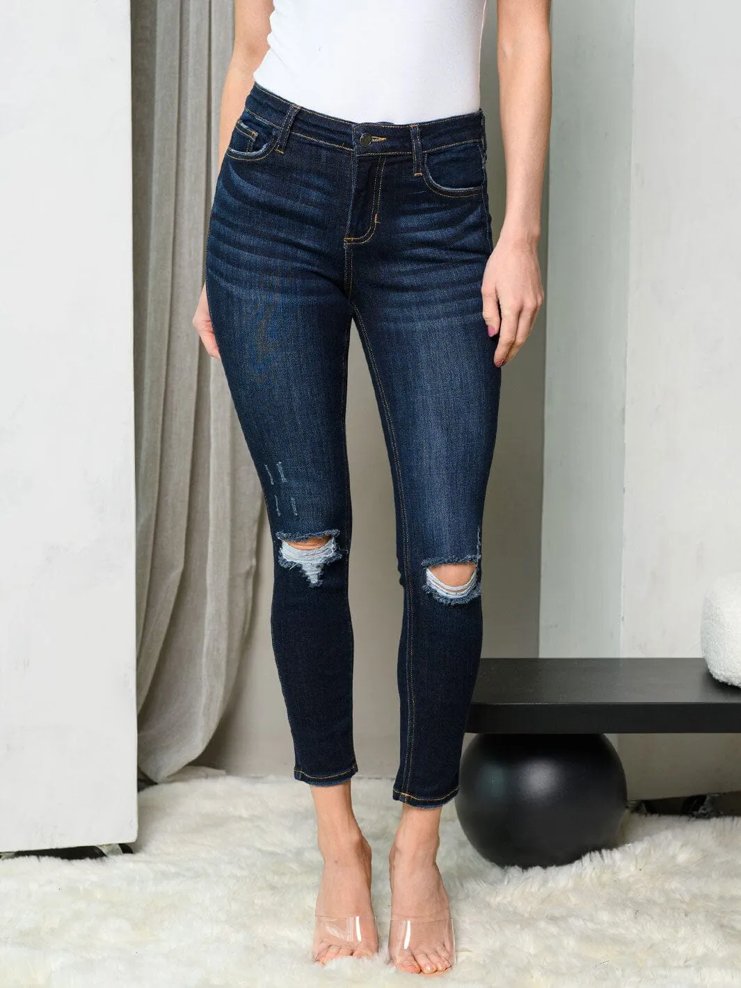 WOMEN'S MID RISE SKYNNY DISTRESSED DENIM PANTS